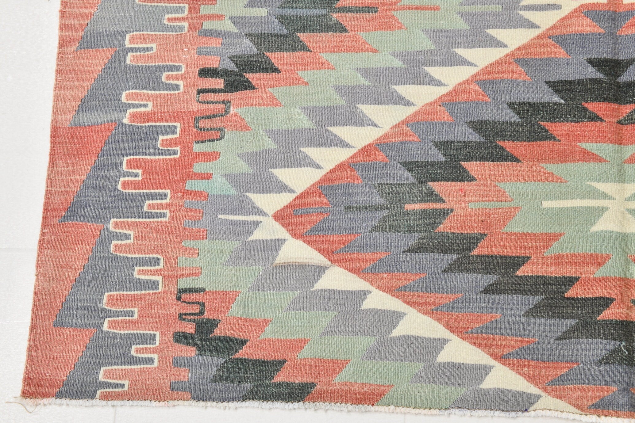 Vintage Kilim Anatolian 5'7" x 8'8" ft