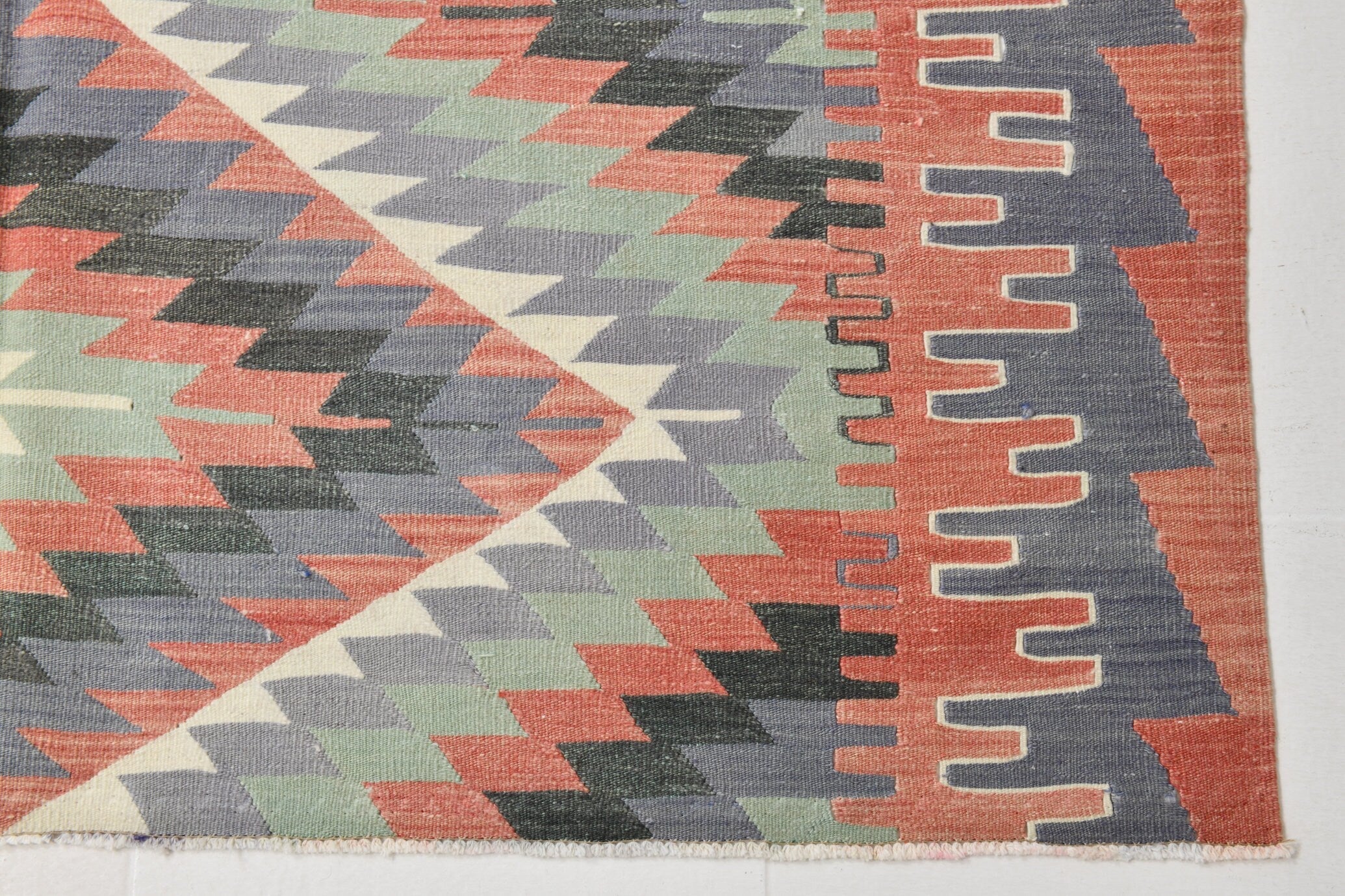 Vintage Kilim Anatolian 5'7" x 8'8" ft