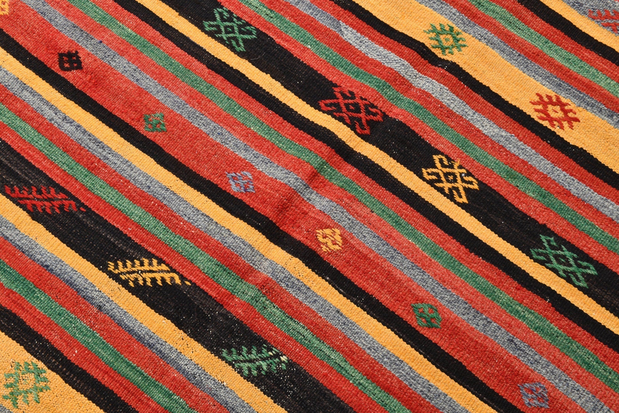 Vintage Kilim Anatolian 5'7" x 9'2" ft