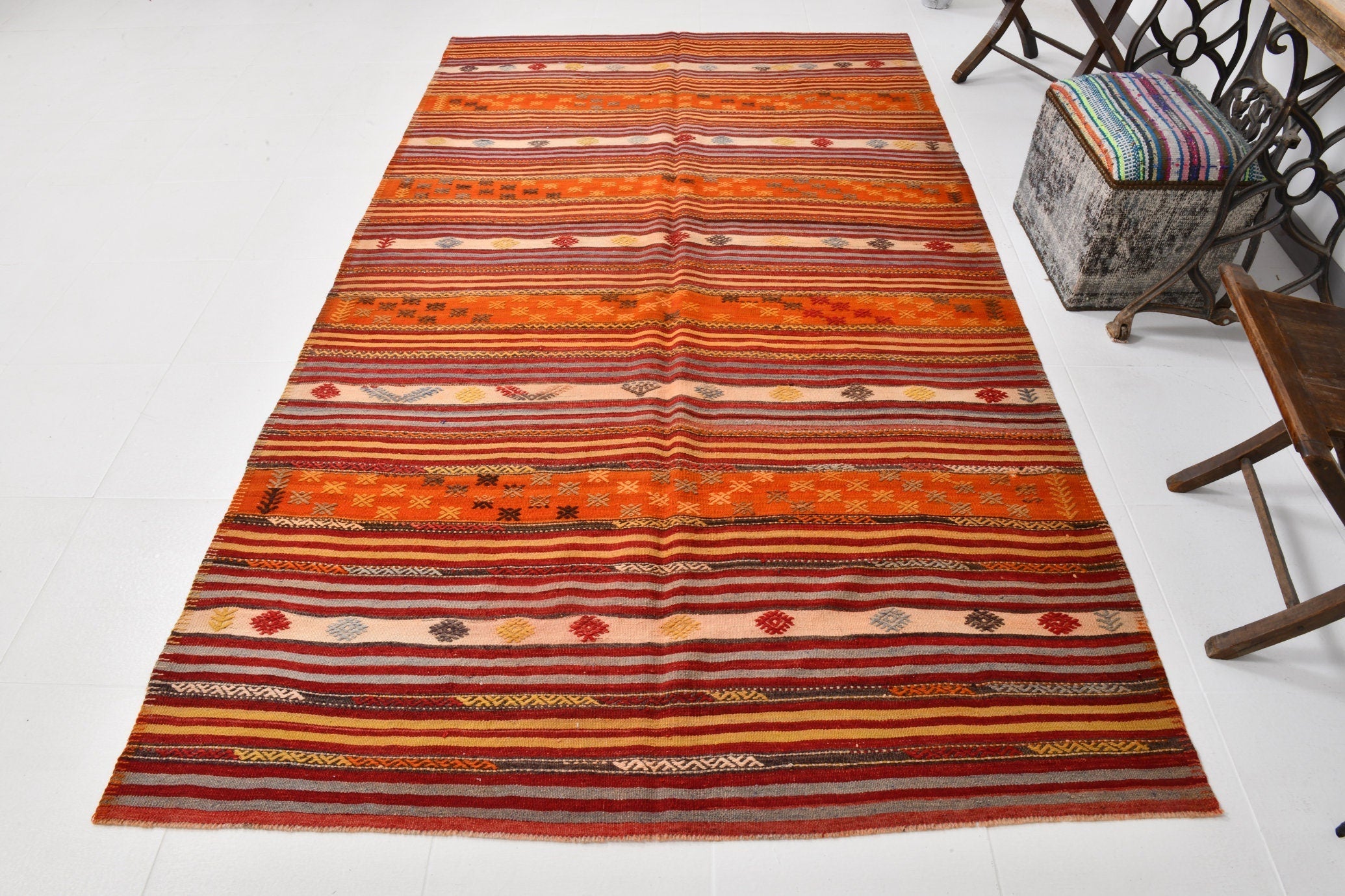 Vintage Kilim Anatolian 5'7" x 9'5" ft