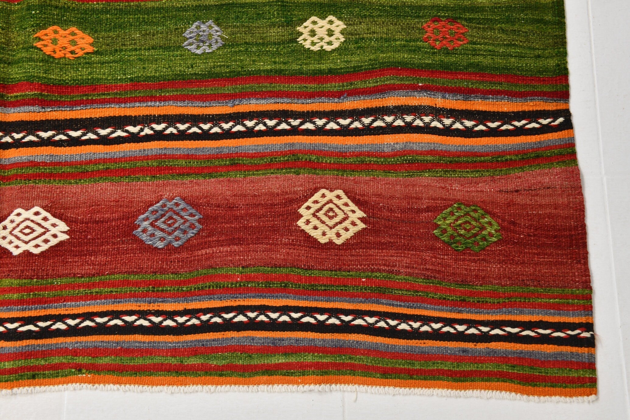 Vintage Kilim Anatolian 5'7" x 9'6" ft