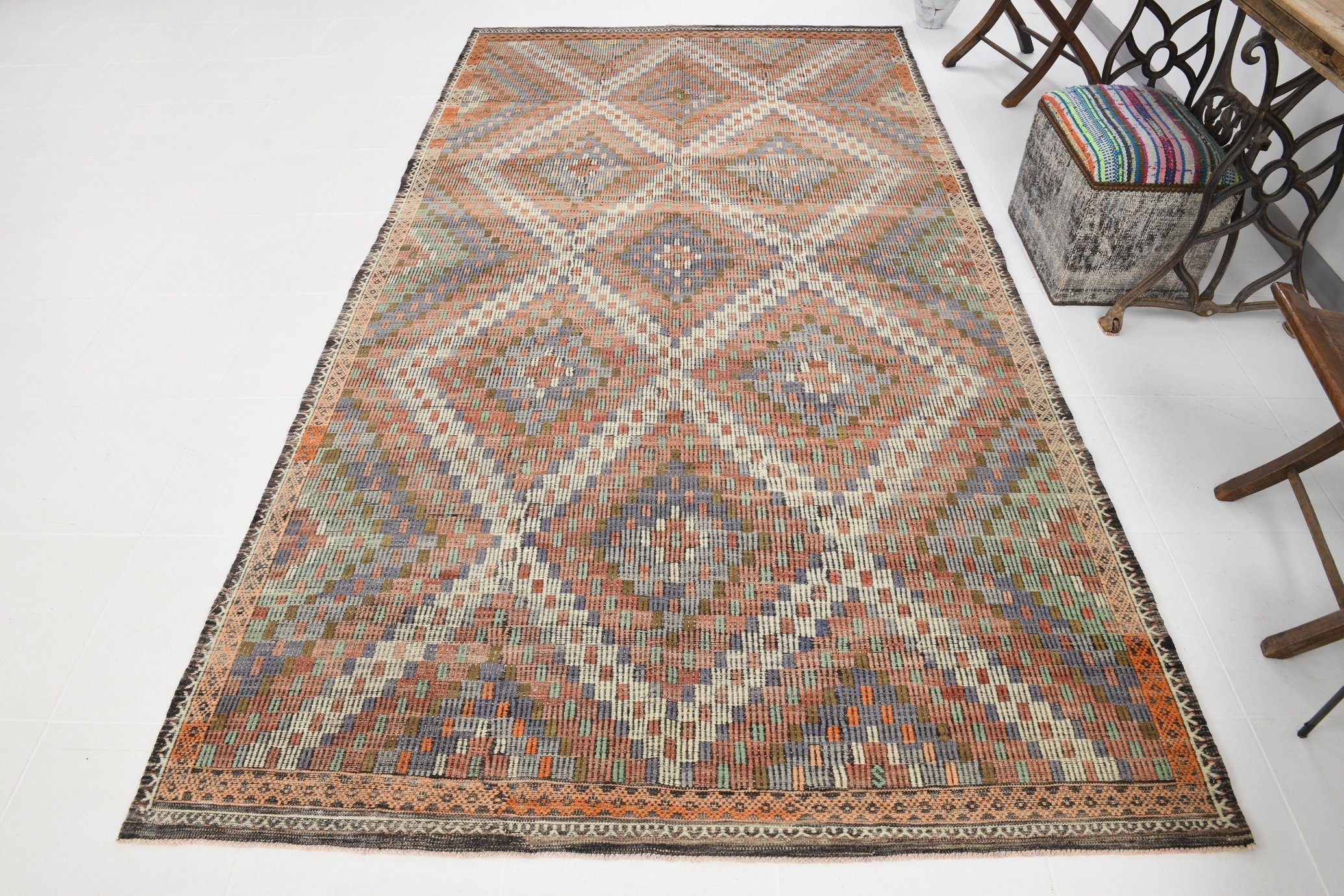 Vintage Kilim Anatolian 5'8" x 10'9" ft