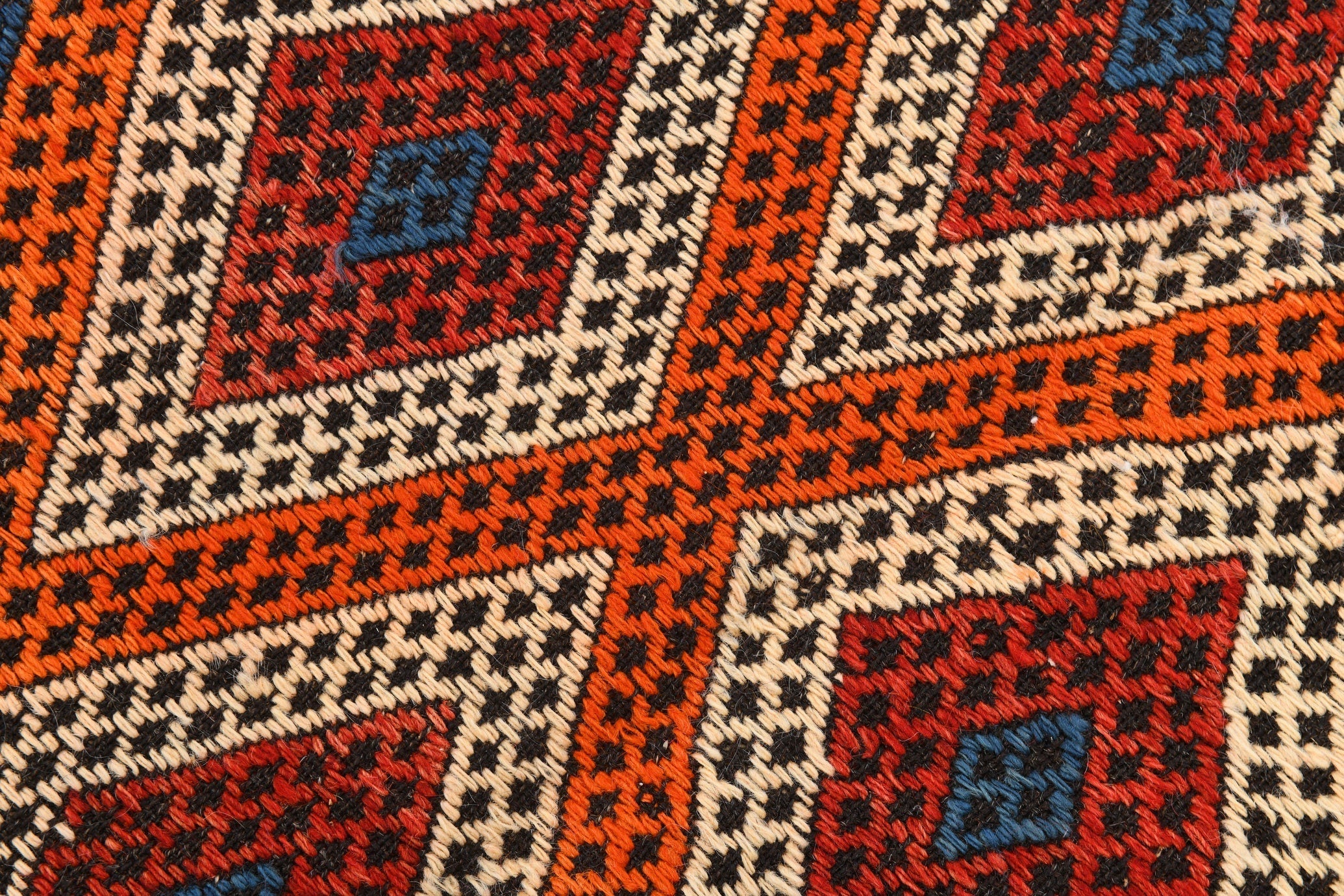 Vintage Kilim Anatolian 5’8’’ x 7’6’’ ft
