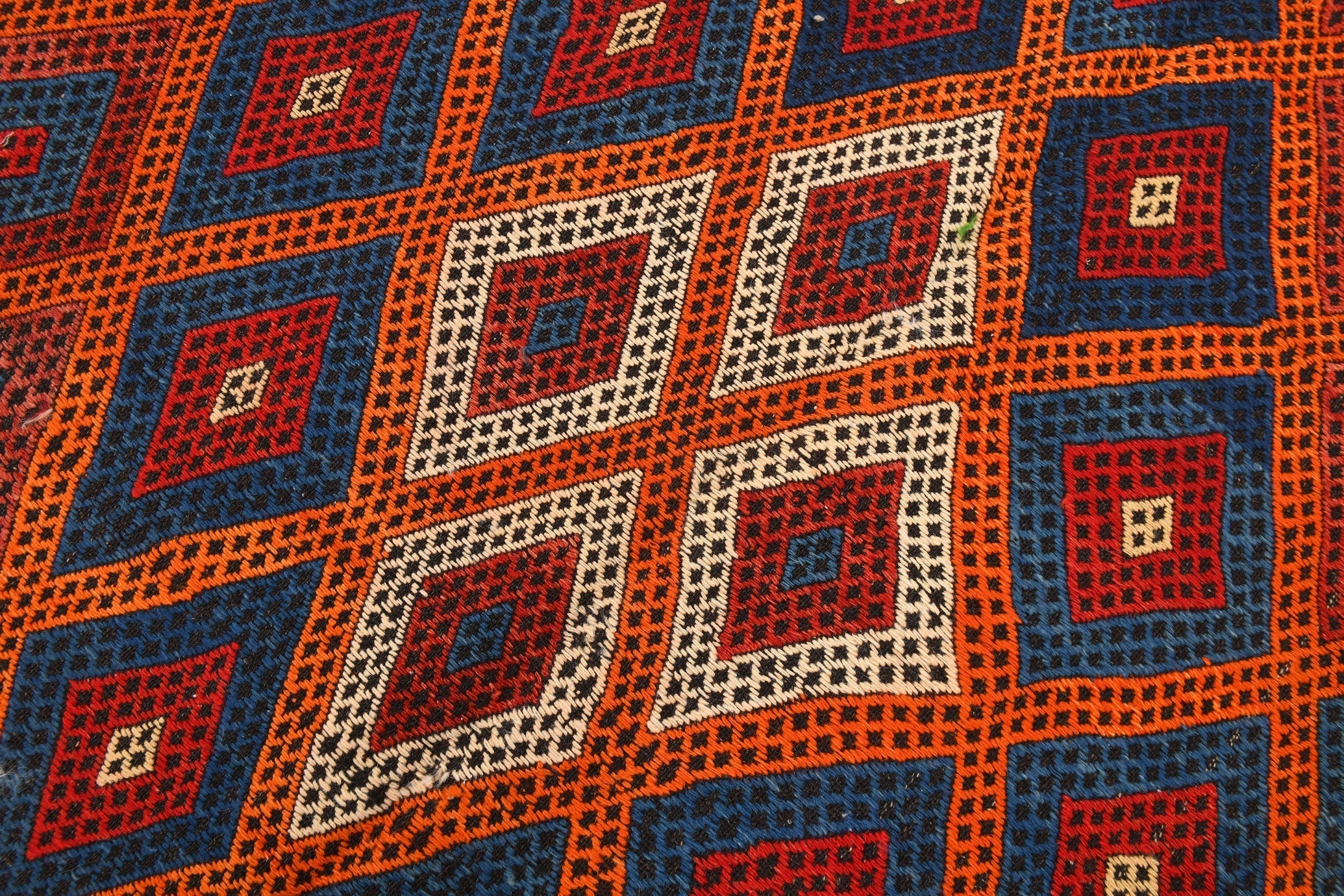 Vintage Kilim Anatolian 5’8’’ x 7’6’’ ft