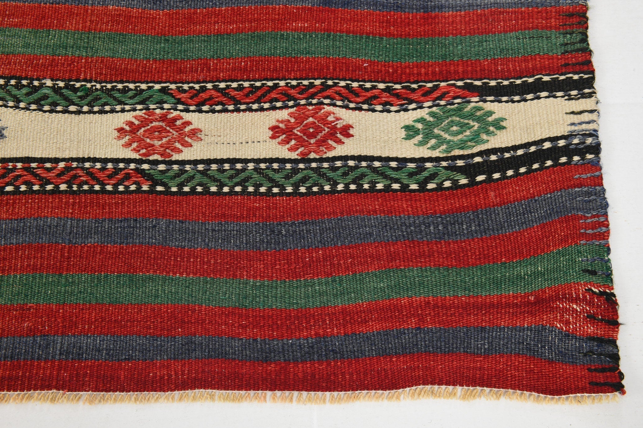 Vintage Kilim Anatolian 5'8" x 8'4" ft