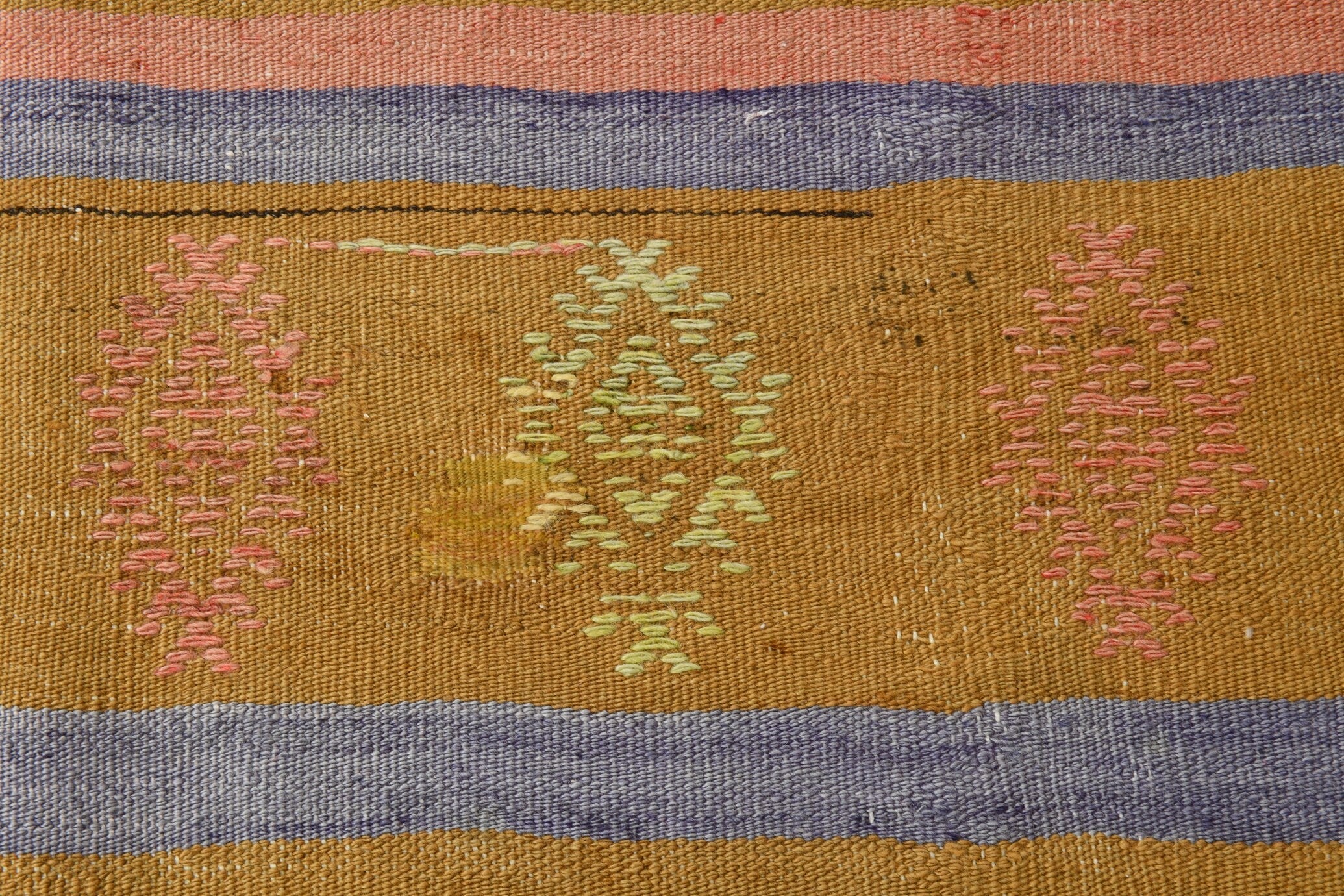 Vintage Kilim Anatolian 5’8’’ x 9’3’’ ft