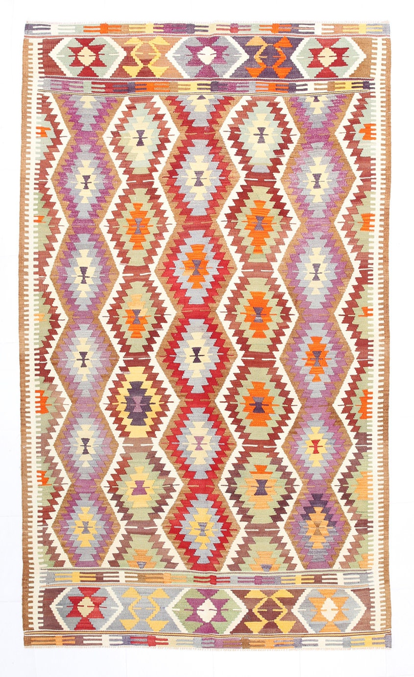 Vintage Kilim Anatolian 5'8" x 9'7" ft