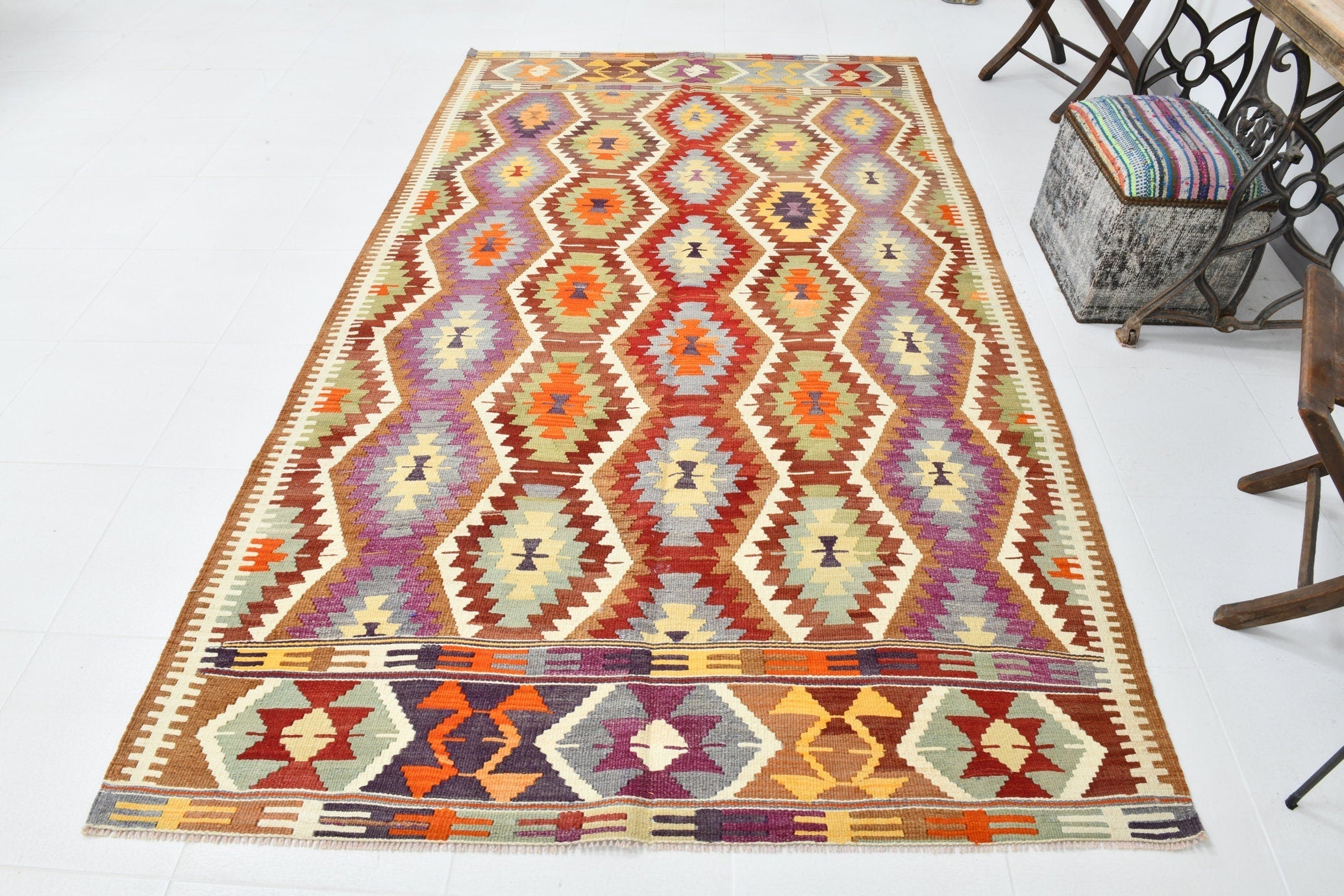 Vintage Kilim Anatolian 5'8" x 9'7" ft