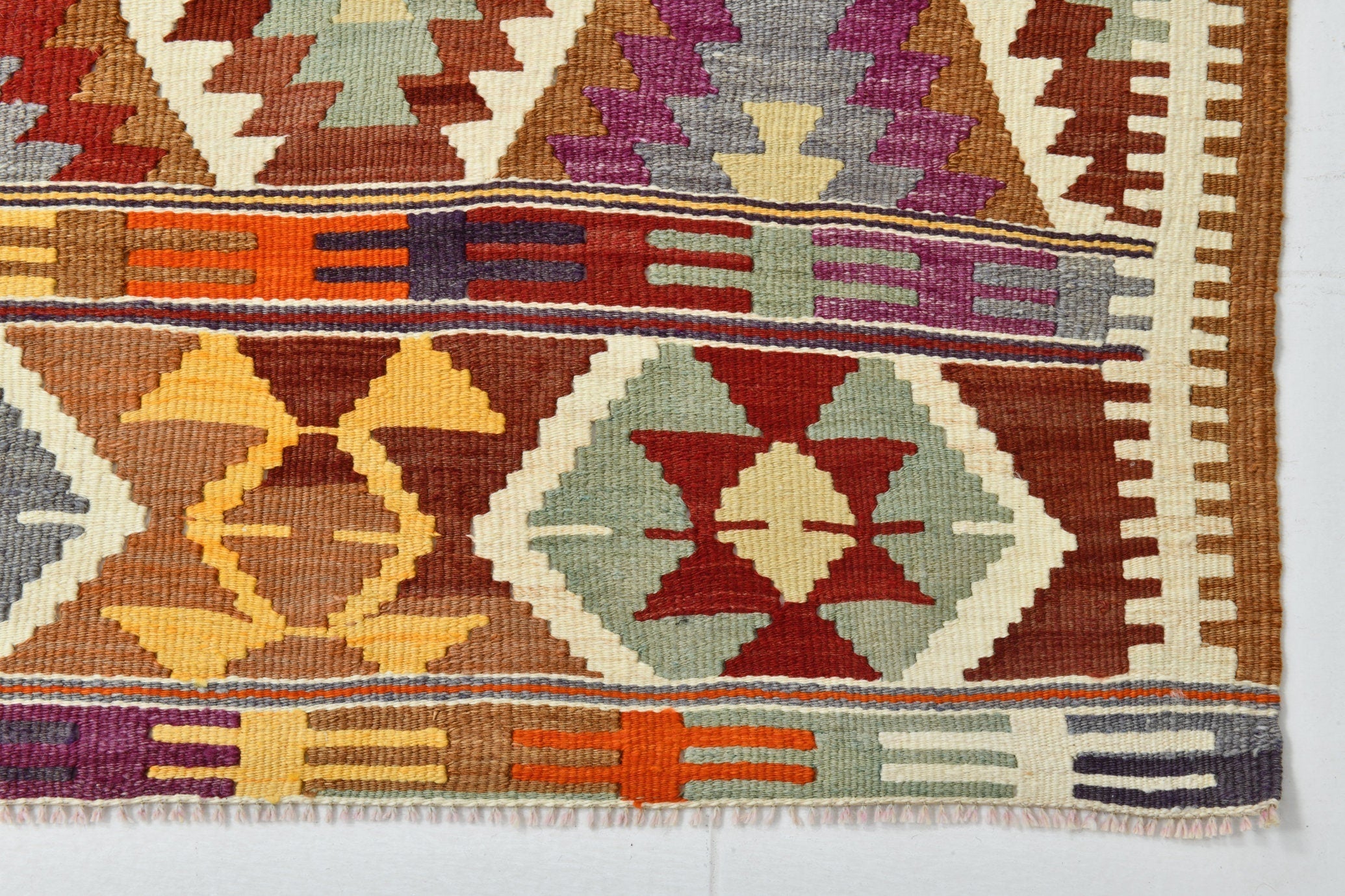 Vintage Kilim Anatolian 5'8" x 9'7" ft