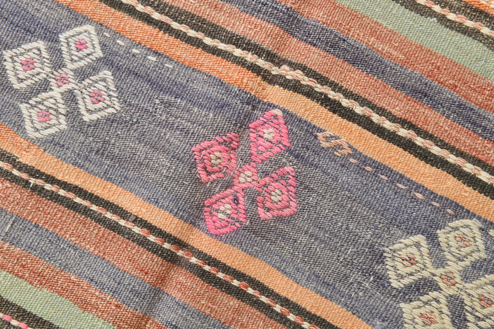 Vintage Kilim Anatolian 5'9" x 10'1" ft