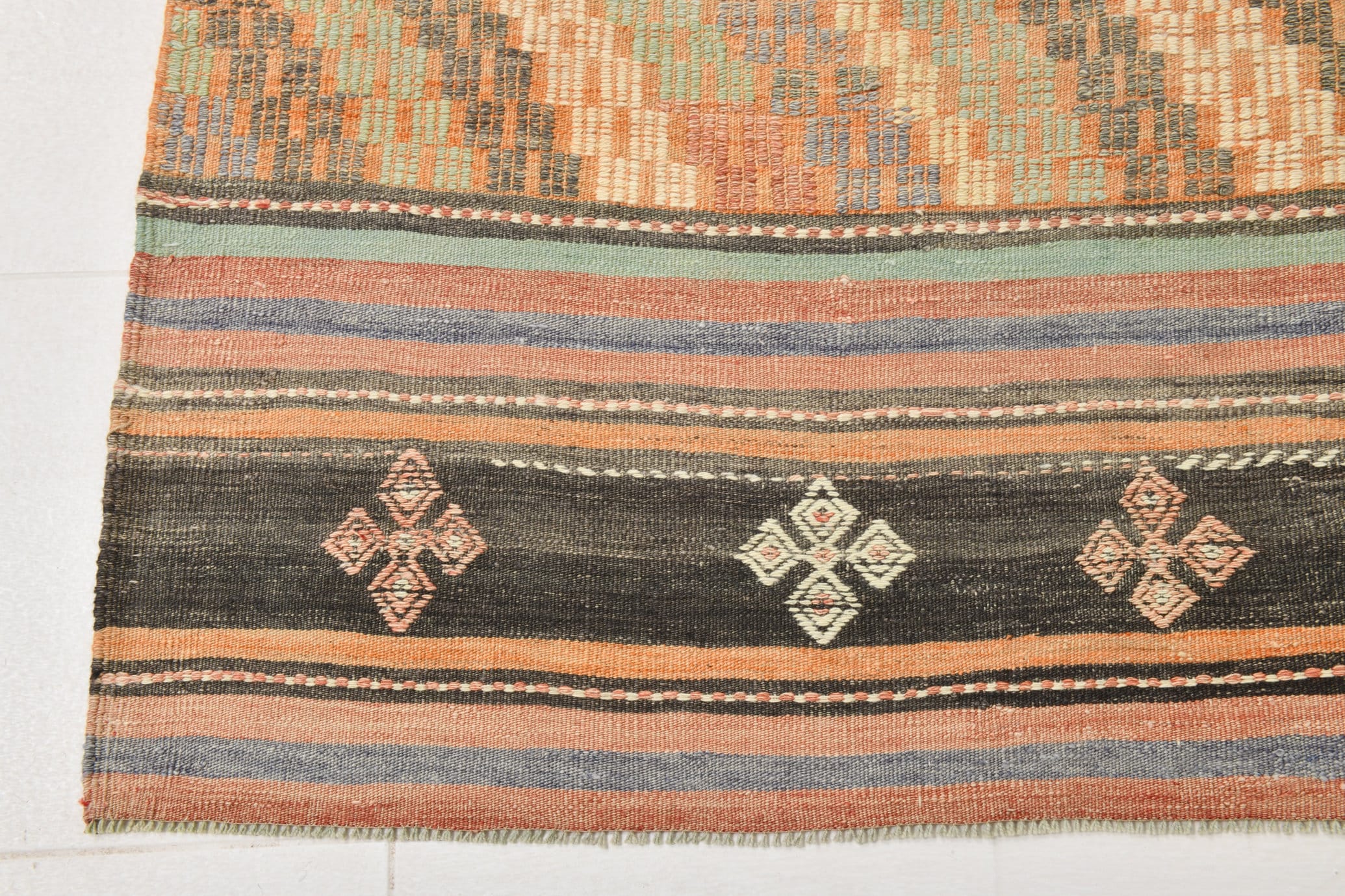 Vintage Kilim Anatolian 5'9" x 10'1" ft