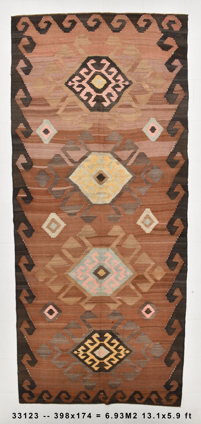 Vintage Kilim Anatolian 5’9’’ x 13’1’’ ft