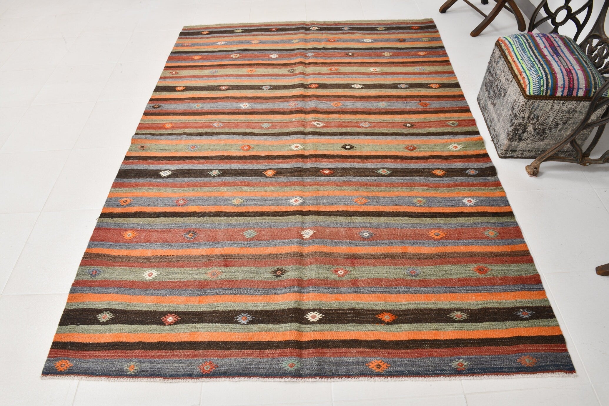 Vintage Kilim Anatolian 5’9’’ x 7’10’’ ft