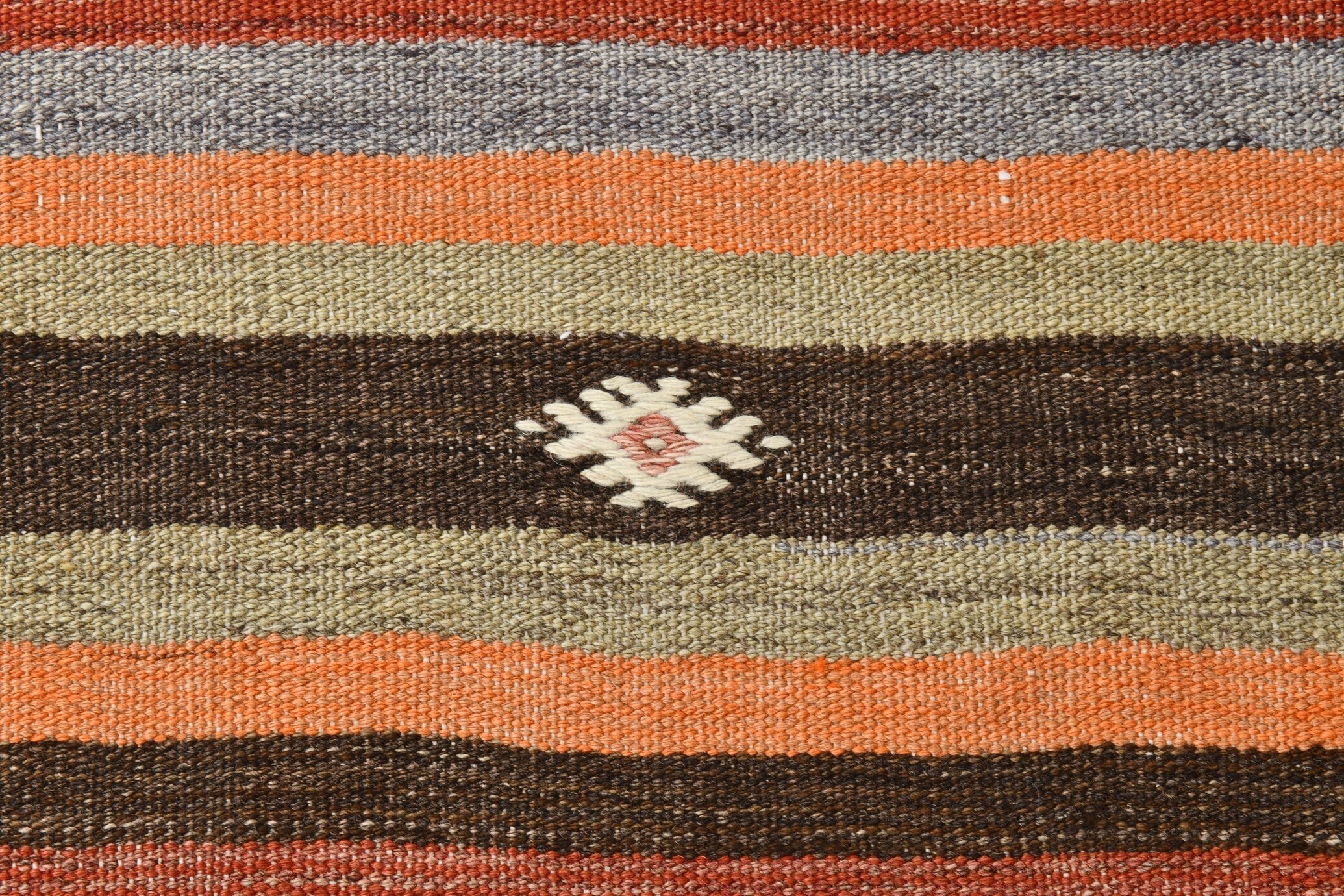 Vintage Kilim Anatolian 5’9’’ x 7’10’’ ft