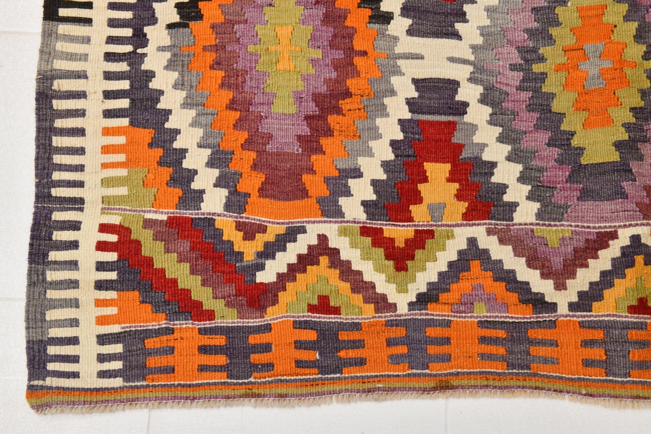 Vintage Kilim Anatolian 5'9" x 7'12" ft