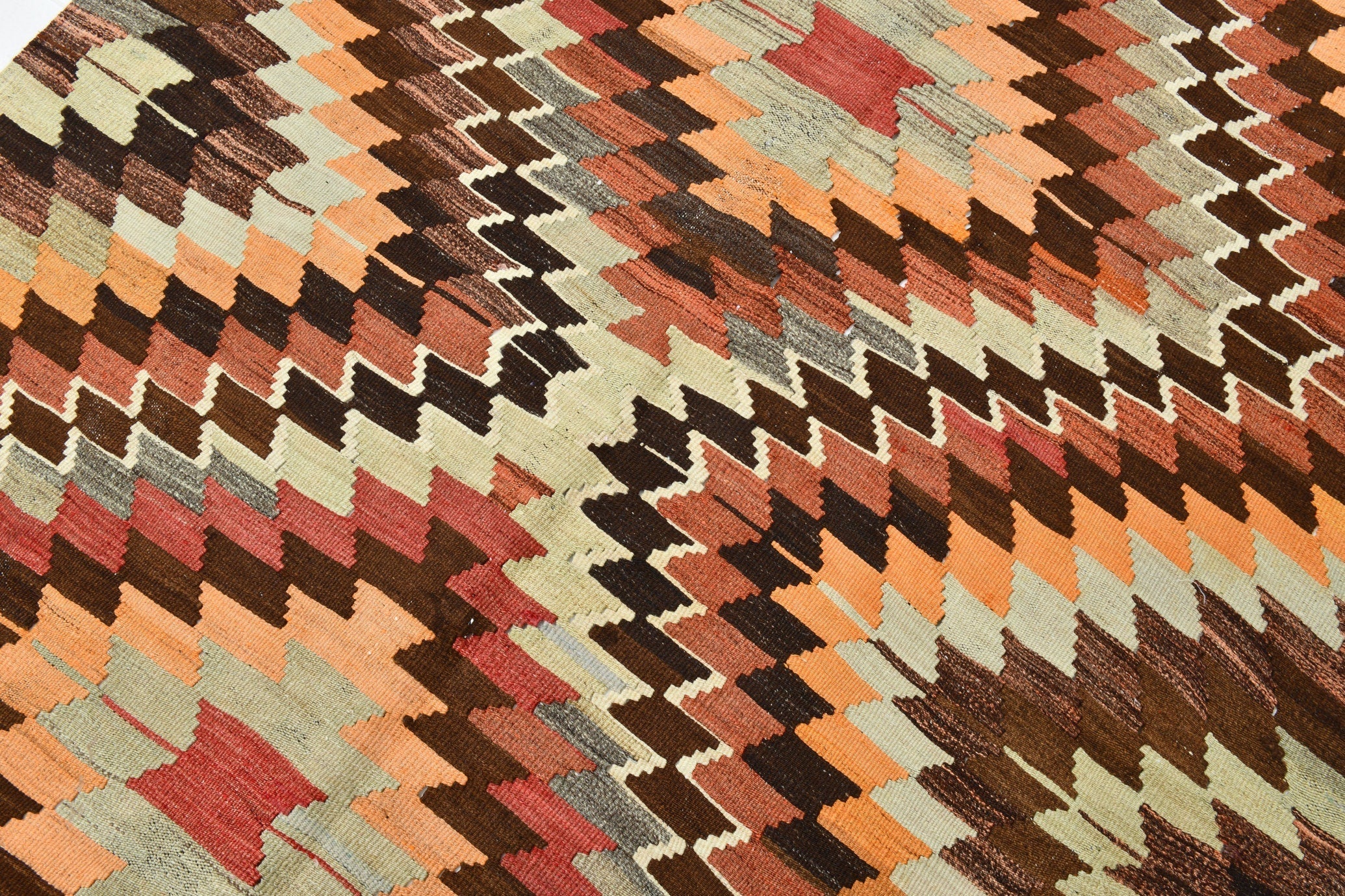 Vintage Kilim Anatolian 5'9" x 7'5" ft