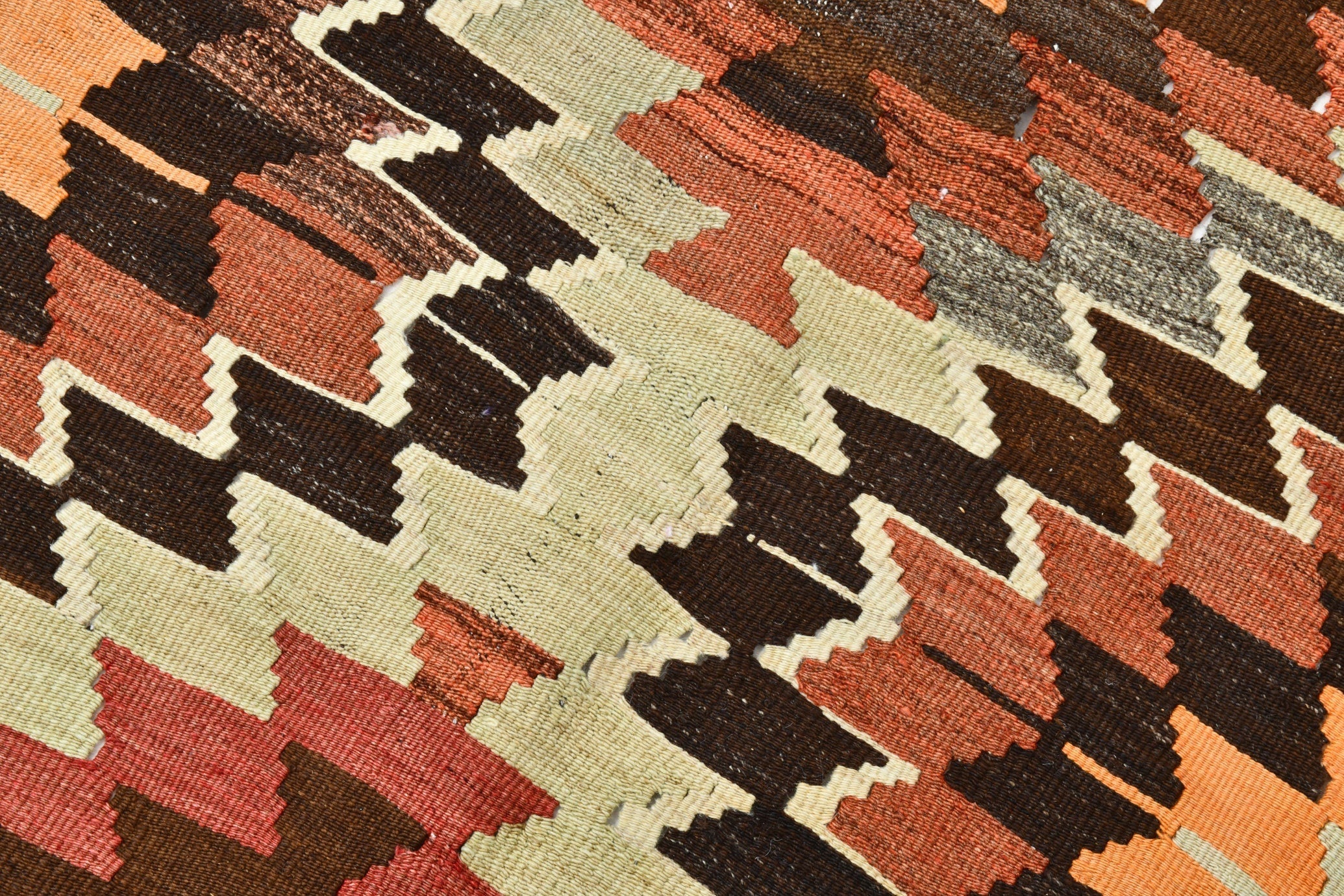 Vintage Kilim Anatolian 5'9" x 7'5" ft