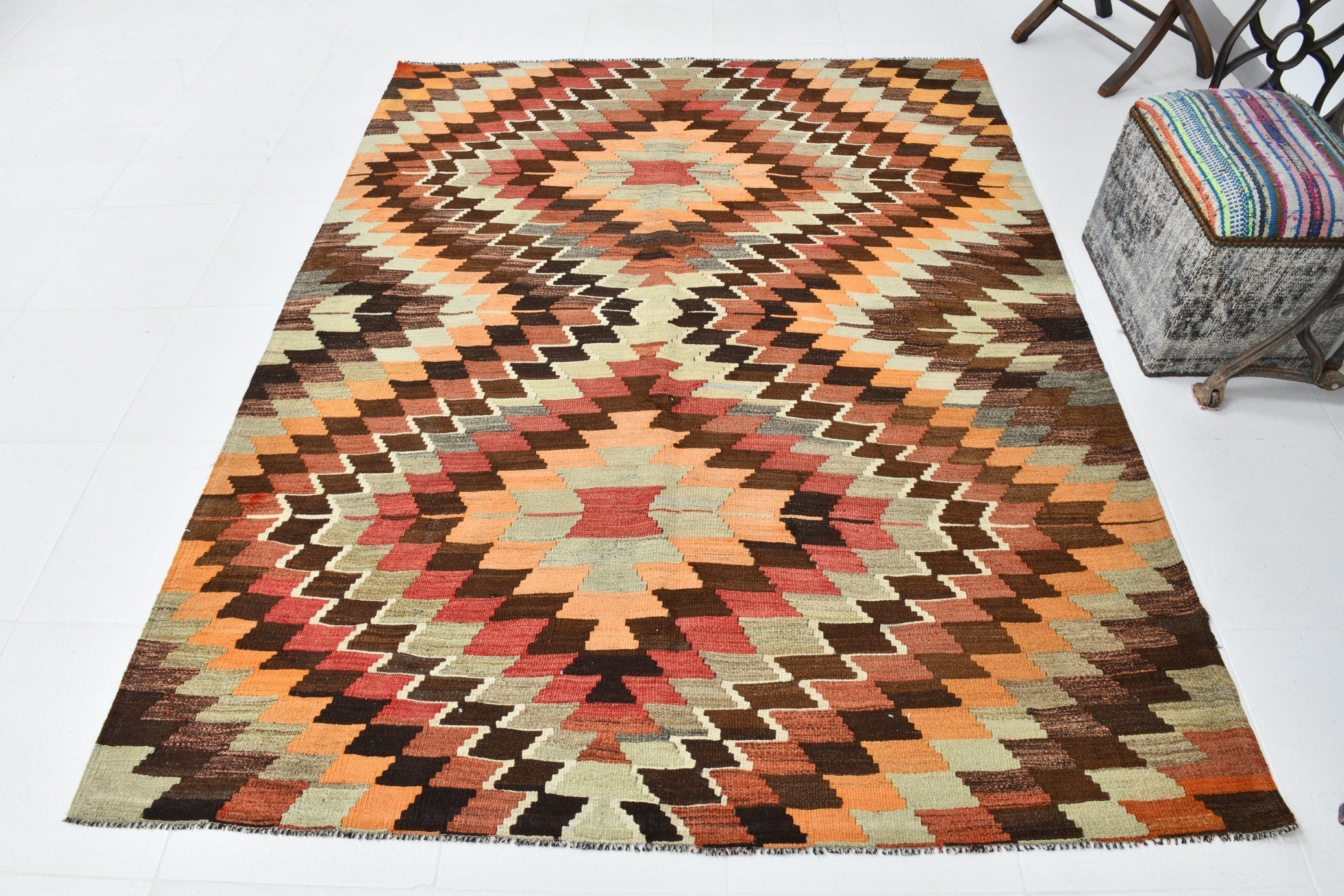 Vintage Kilim Anatolian 5'9" x 7'5" ft