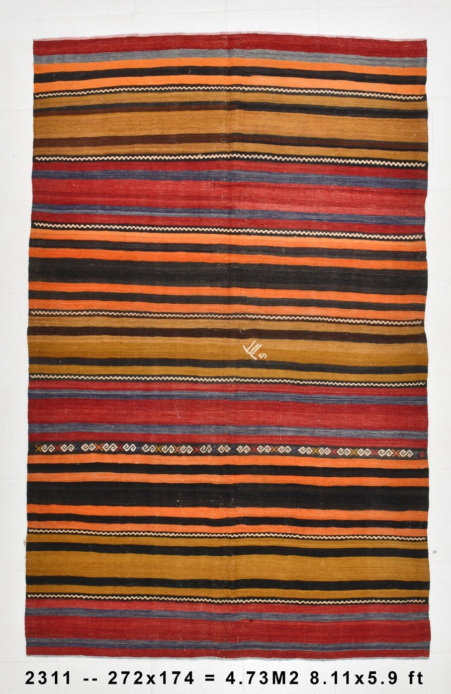 Vintage Kilim Anatolian 5'9" x 8'11" ft