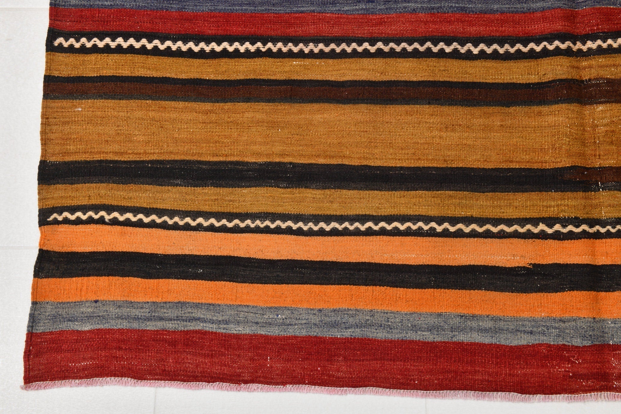 Vintage Kilim Anatolian 5'9" x 8'11" ft