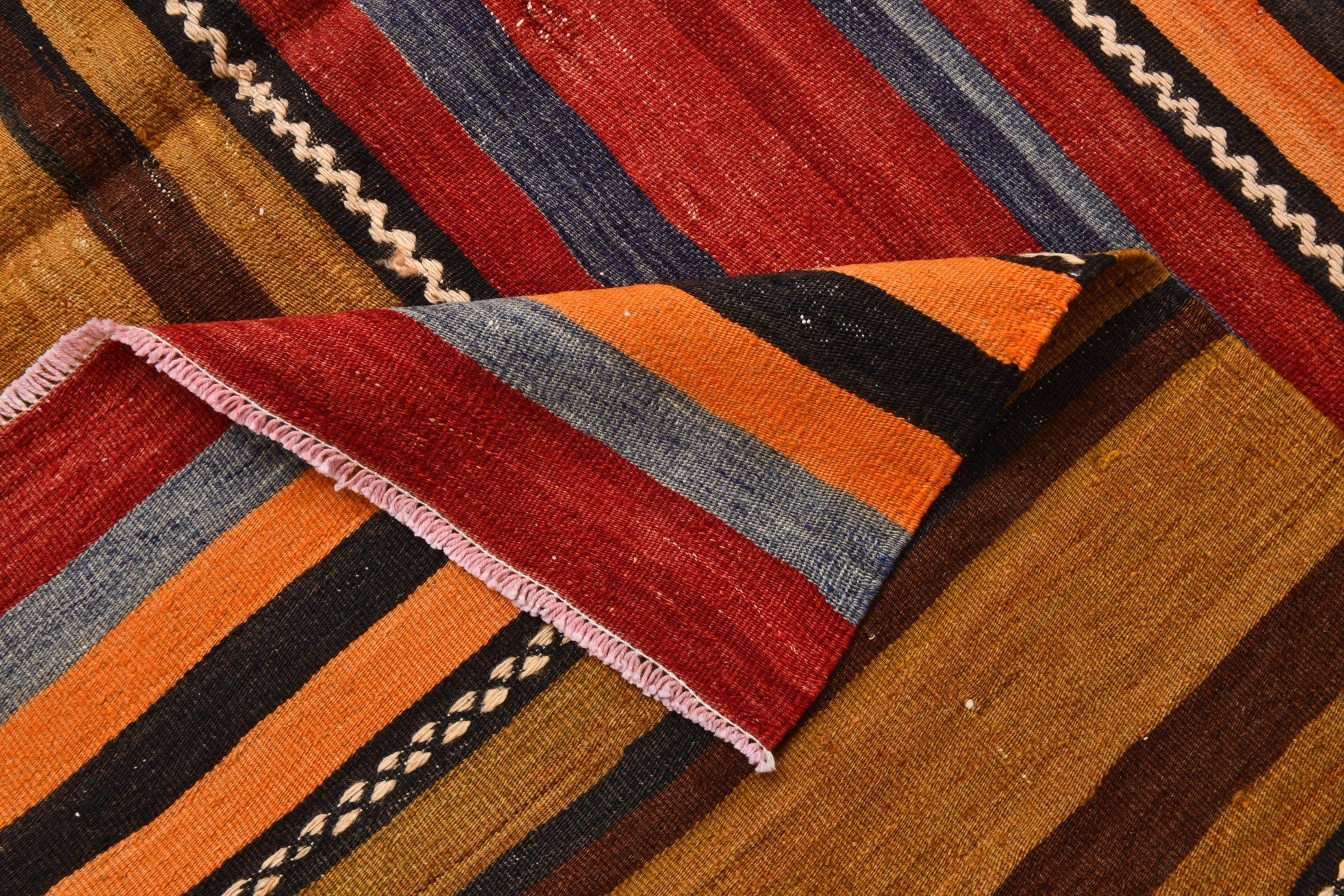 Vintage Kilim Anatolian 5'9" x 8'11" ft