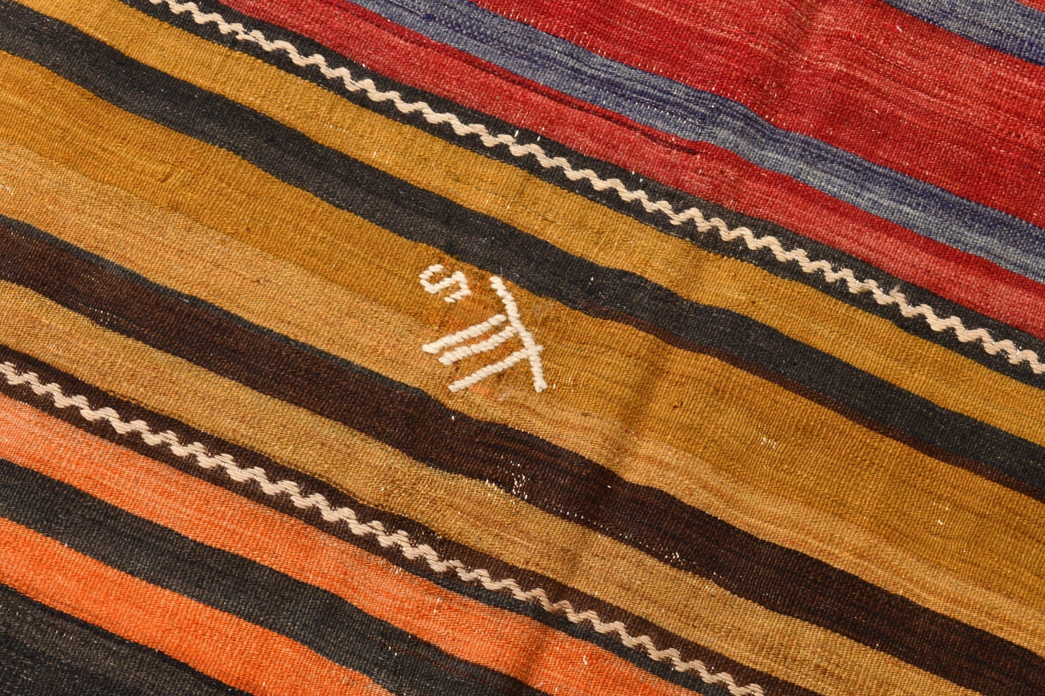 Vintage Kilim Anatolian 5'9" x 8'11" ft