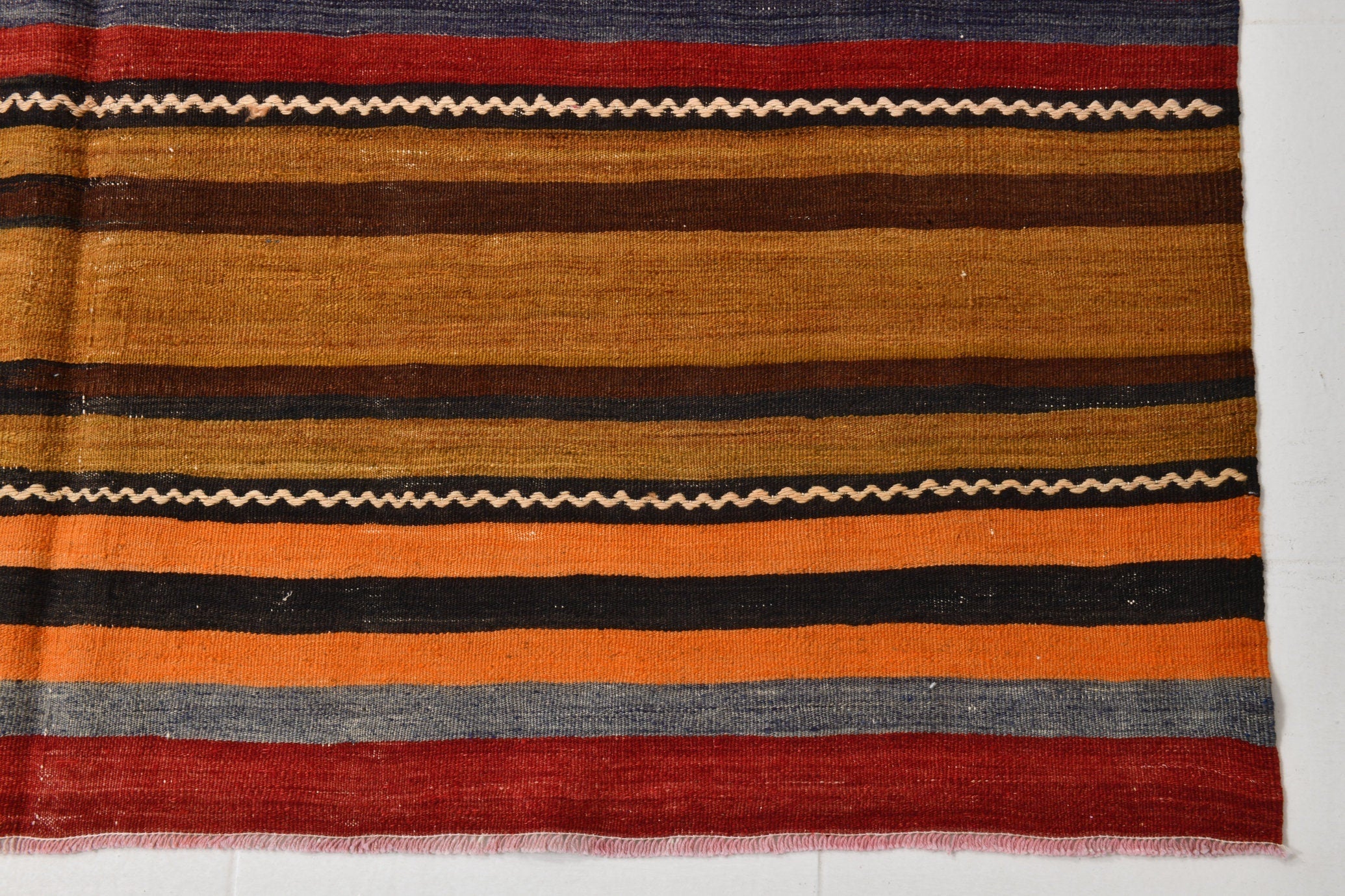 Vintage Kilim Anatolian 5'9" x 8'11" ft