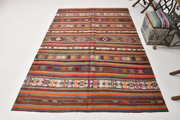 Vintage Kilim Anatolian 5'9" x 8'4" ft