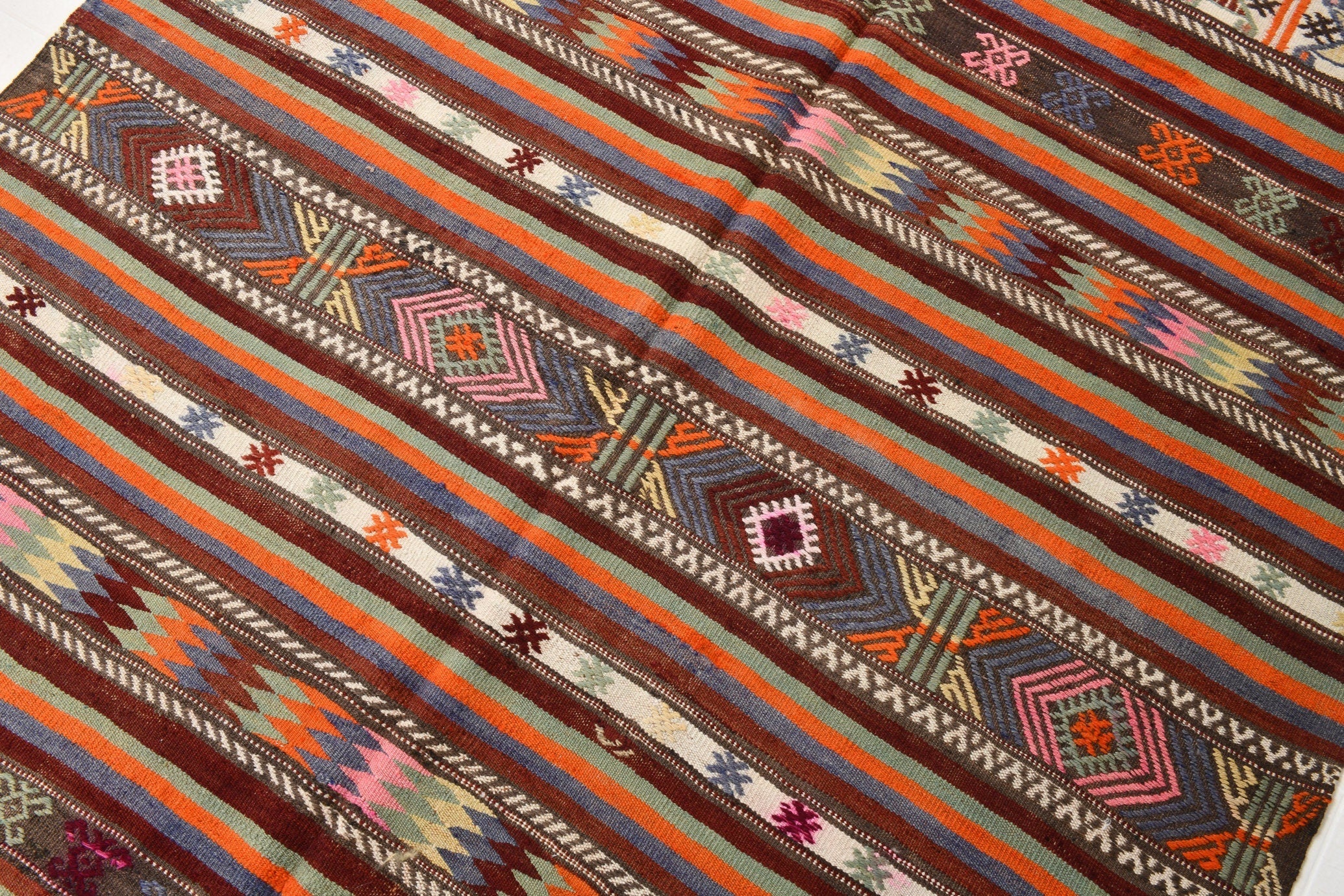 Vintage Kilim Anatolian 5'9" x 8'4" ft