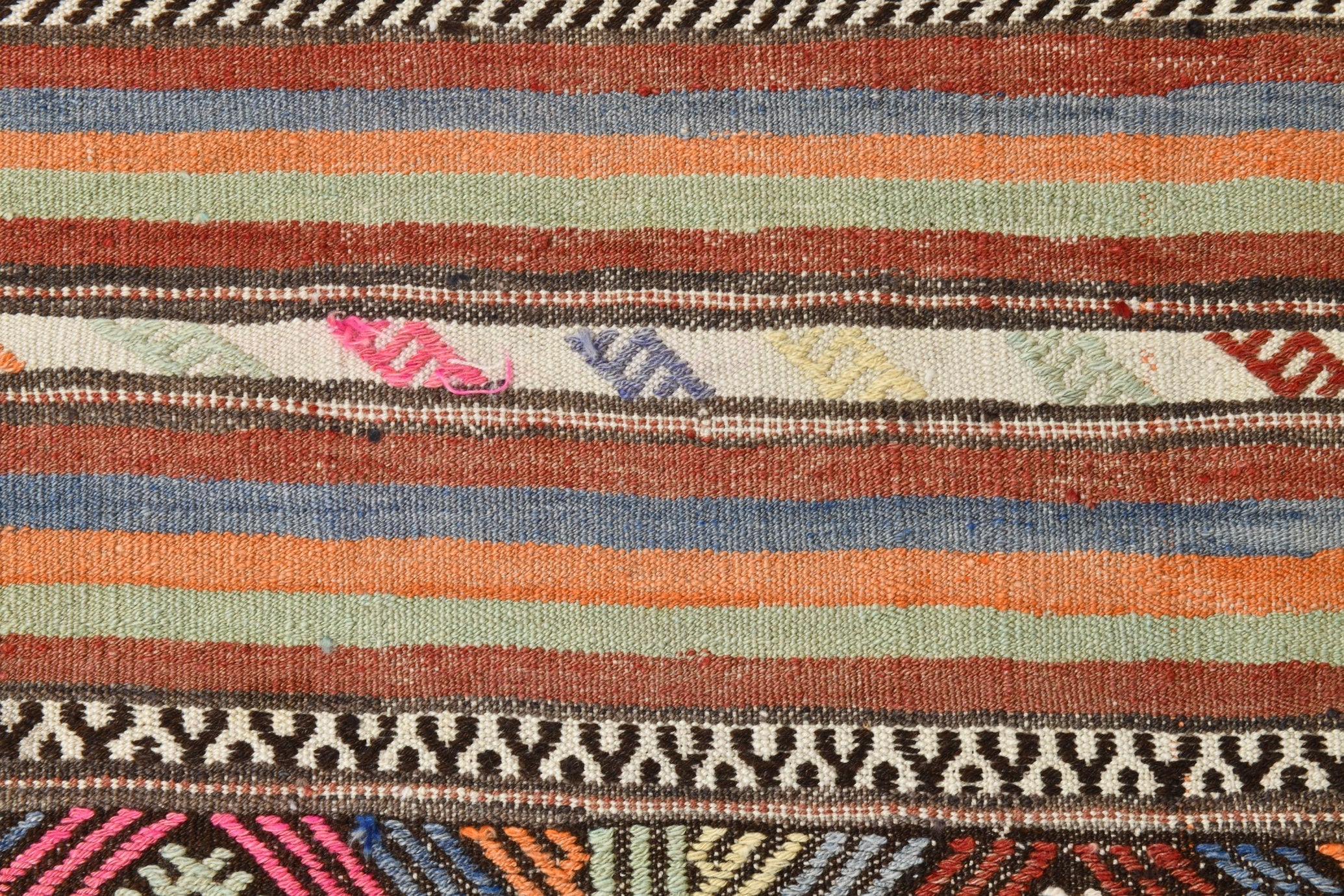 Vintage Kilim Anatolian 5’9’’ x 8’5’’ ft