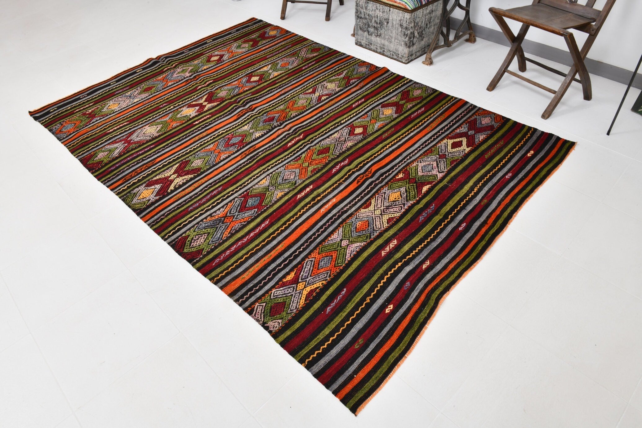 Vintage Kilim Anatolian 5’9’’ x 8’8’’ ft