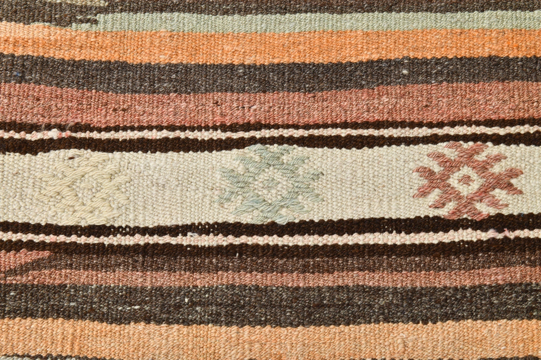 Vintage Kilim Anatolian 5’9’’ x 9’7’’ ft