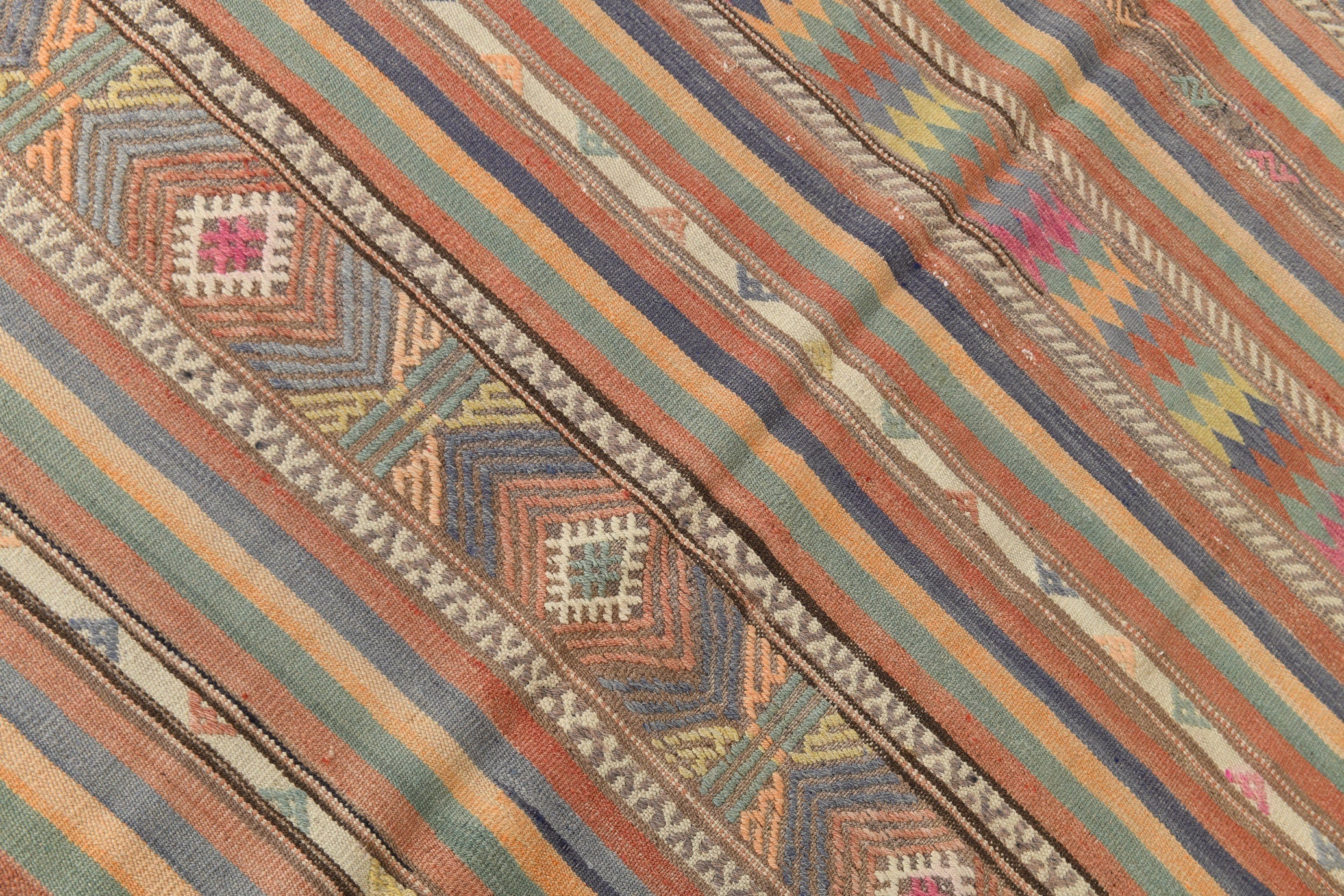 Vintage Kilim Anatolian 6'0" x 7'9" ft