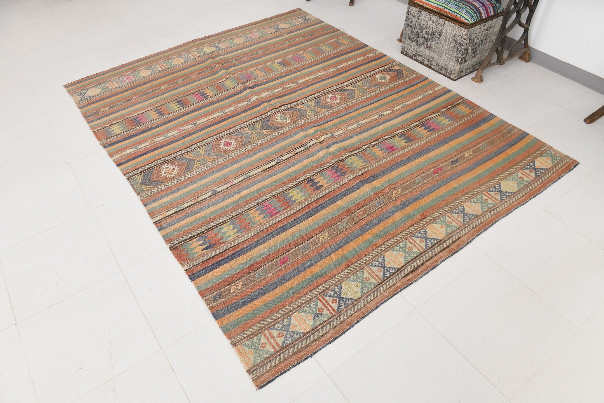Vintage Kilim Anatolian 6'0" x 7'9" ft