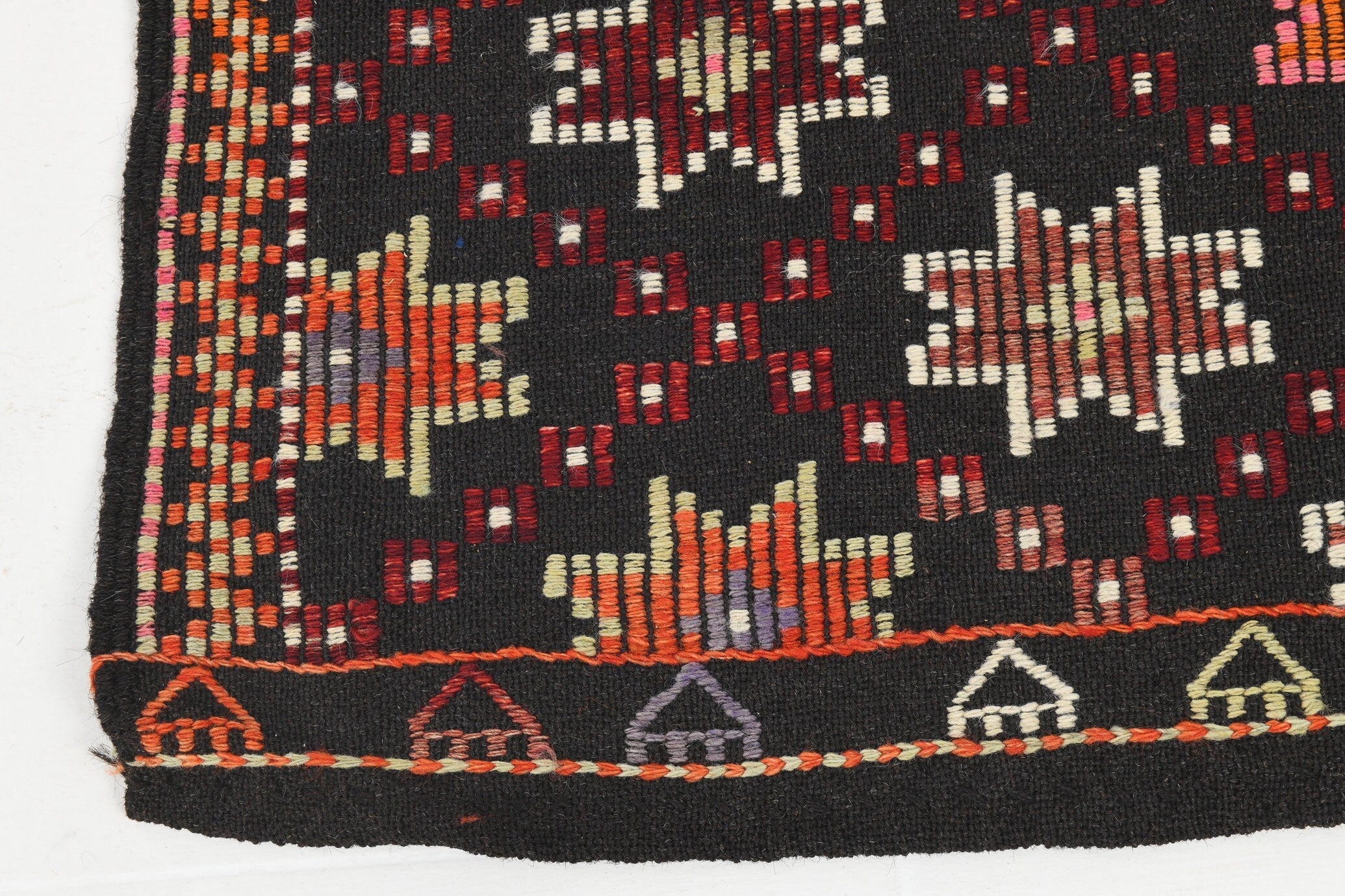 Vintage Kilim Anatolian 6’0’’ x 9’5’’ ft