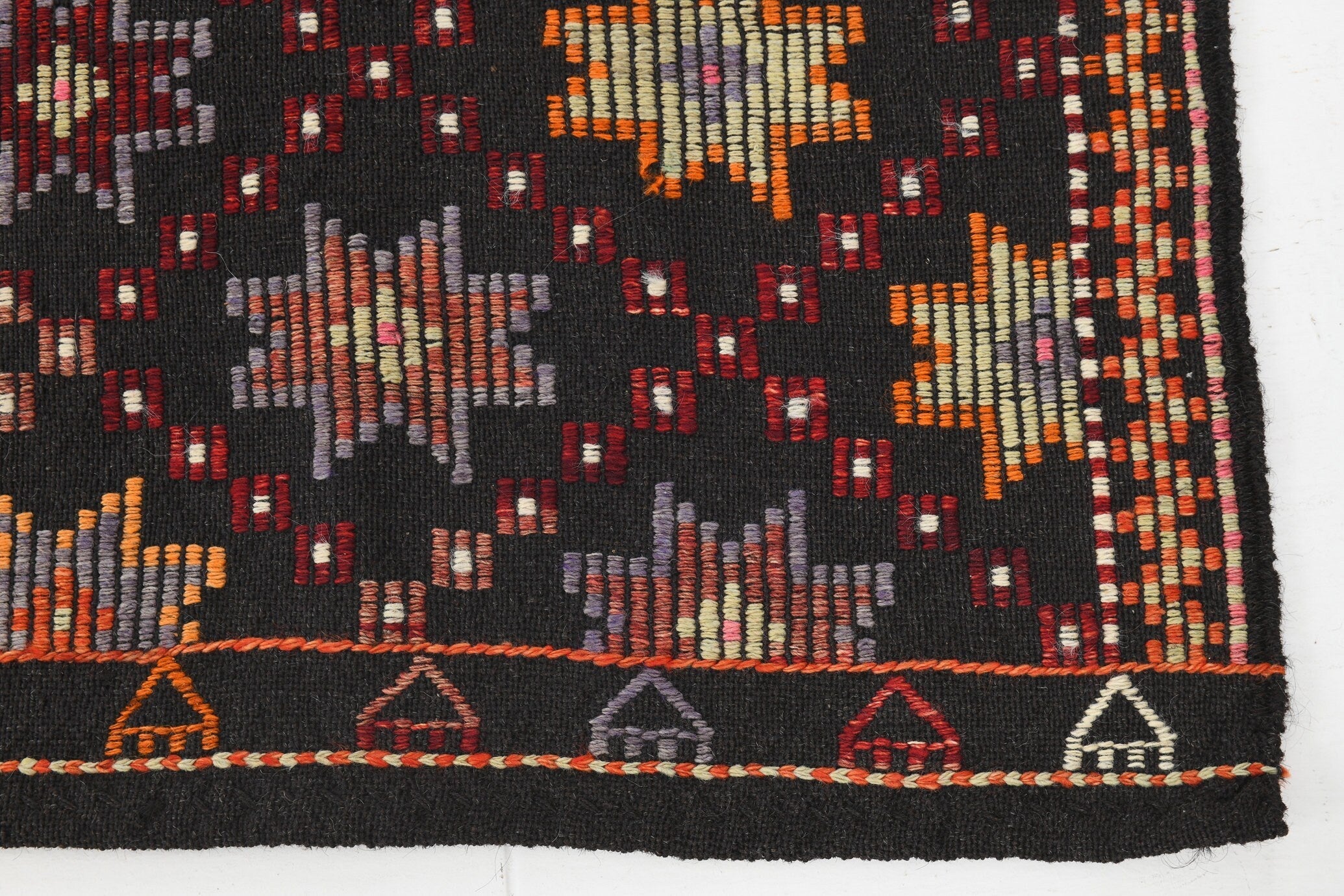 Vintage Kilim Anatolian 6’0’’ x 9’5’’ ft