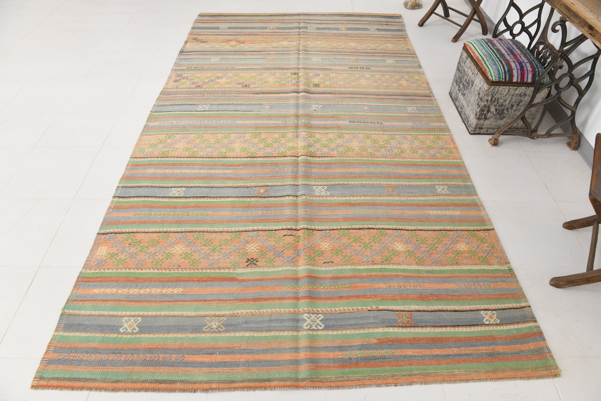 Vintage Kilim Anatolian 6'1" x 10'8" ft