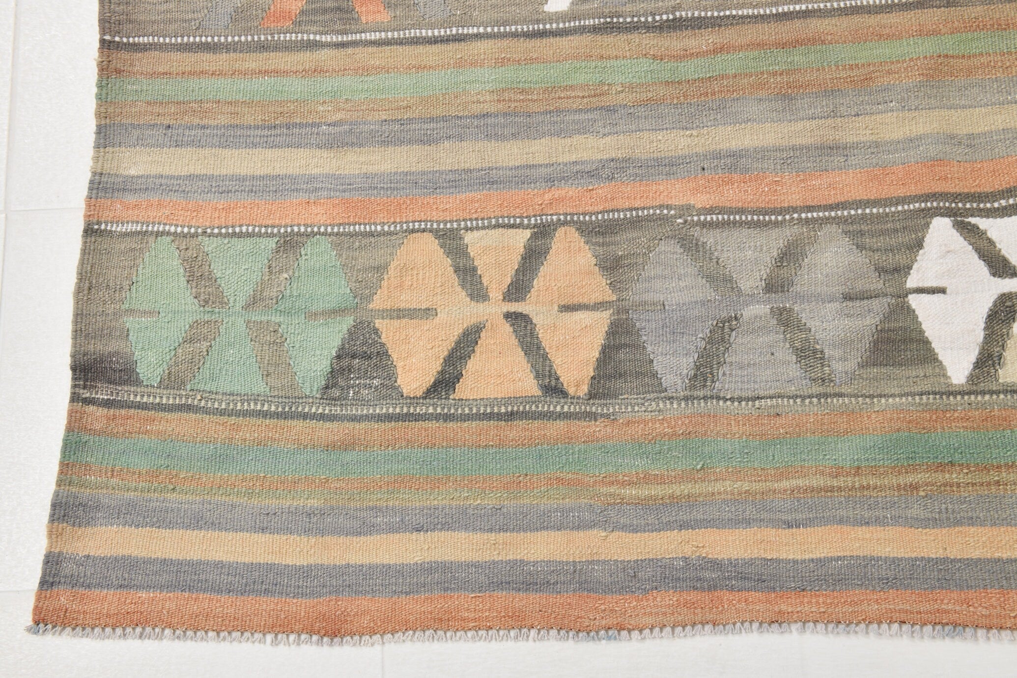 Vintage Kilim Anatolian 6’1’’ x 11’5’’ ft