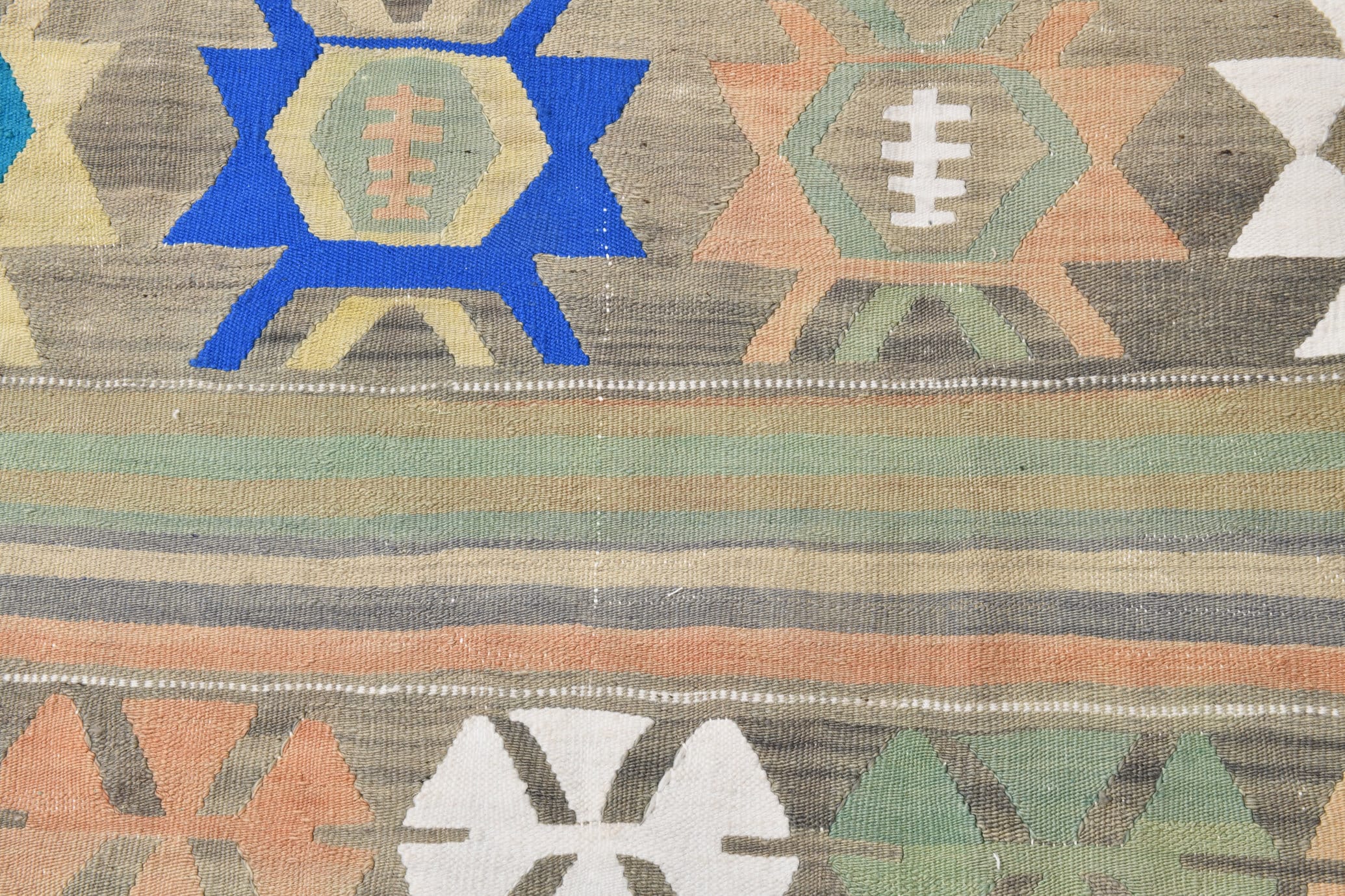 Vintage Kilim Anatolian 6’1’’ x 11’5’’ ft
