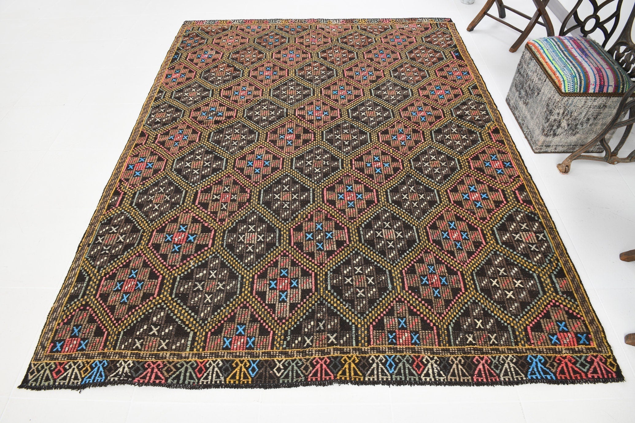 Vintage Kilim Anatolian 6'4" x 8'7" ft
