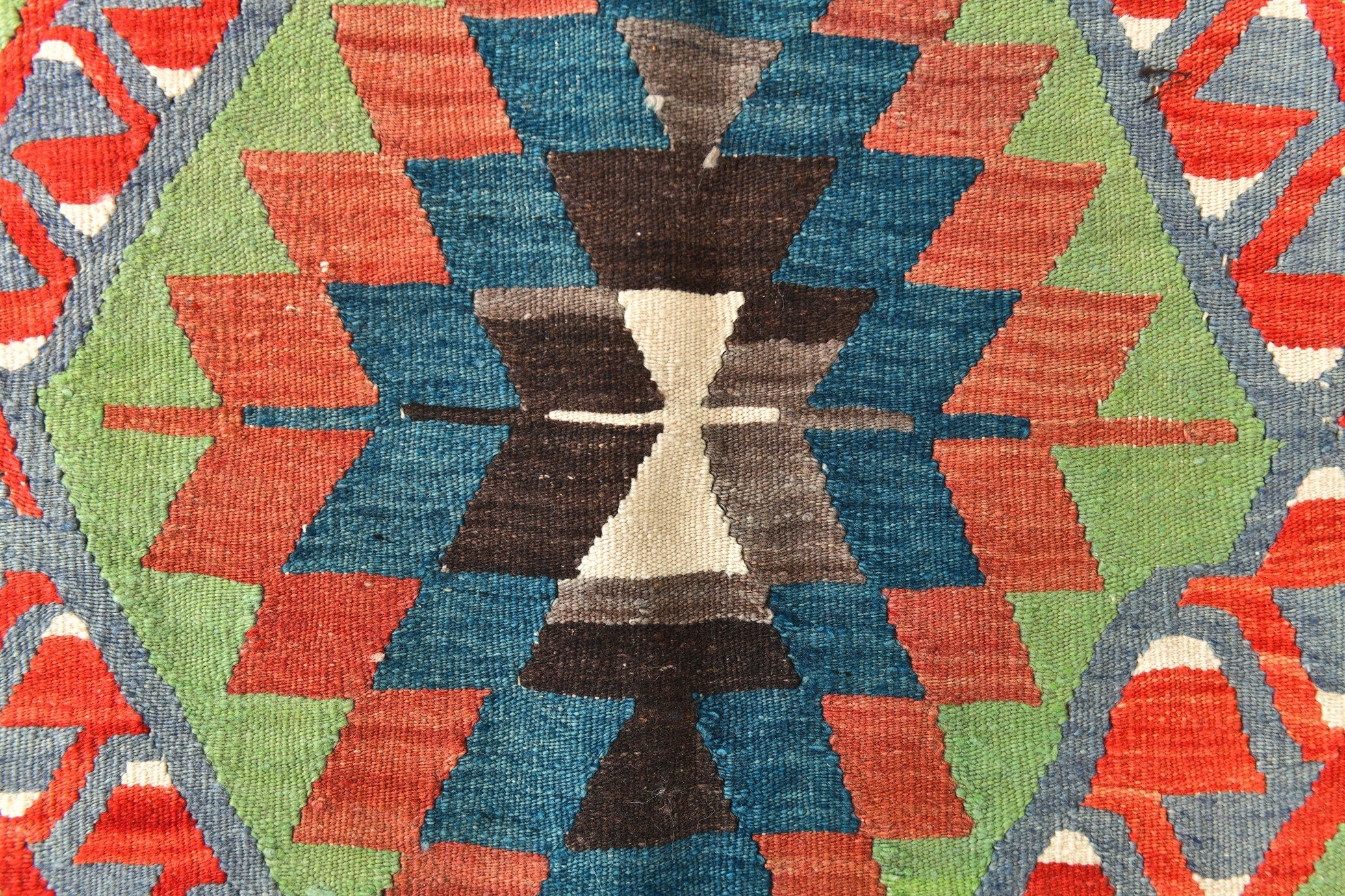 Vintage Kilim Anatolian 6'7" x 9'10" ft