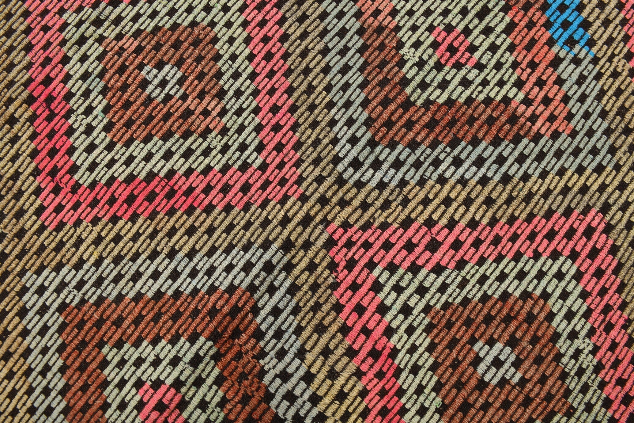 Vintage Kilim Anatolian 7'2" x 9'0" ft