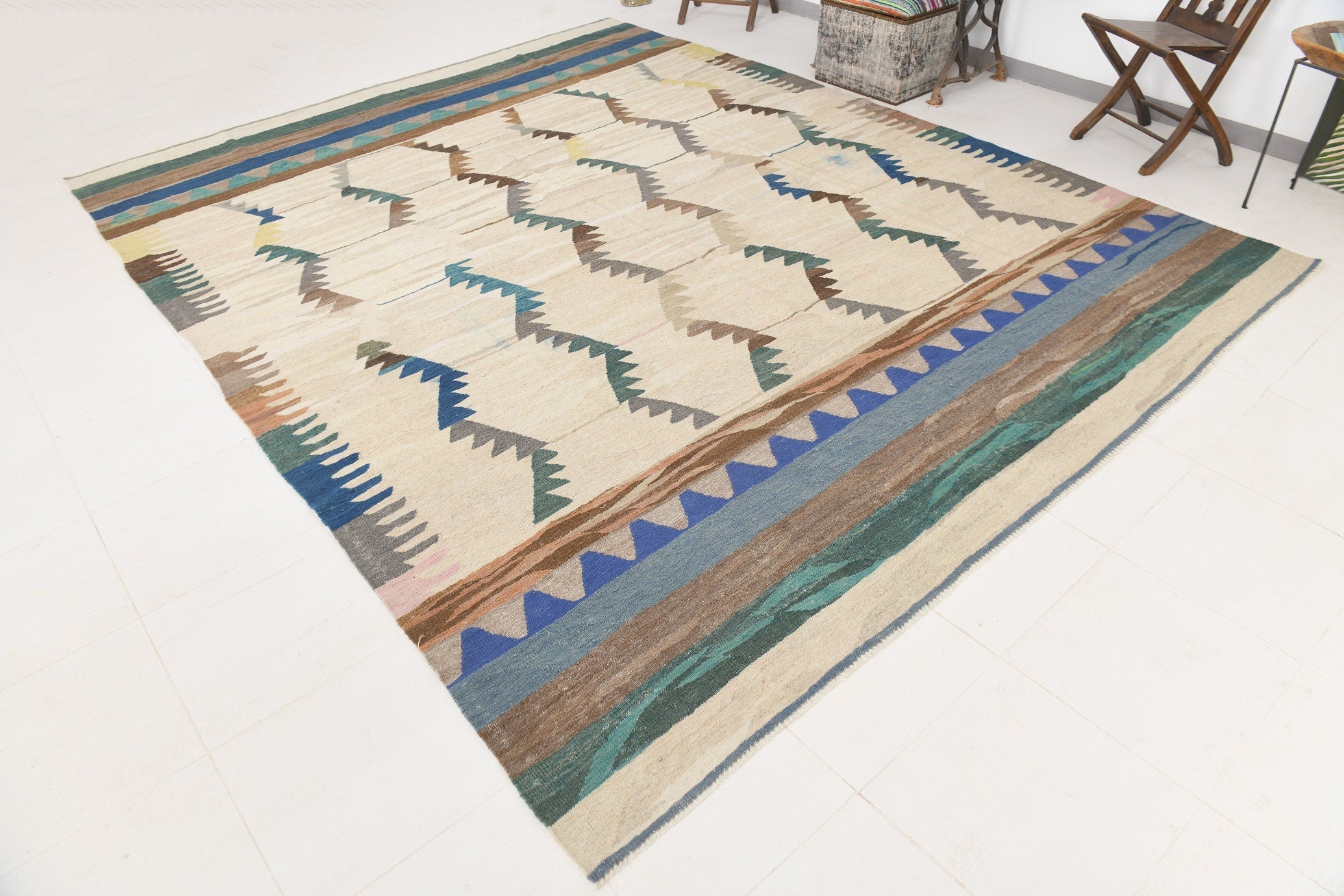 Vintage Kilim Anatolian 9’2’’ x 11’11’’ ft