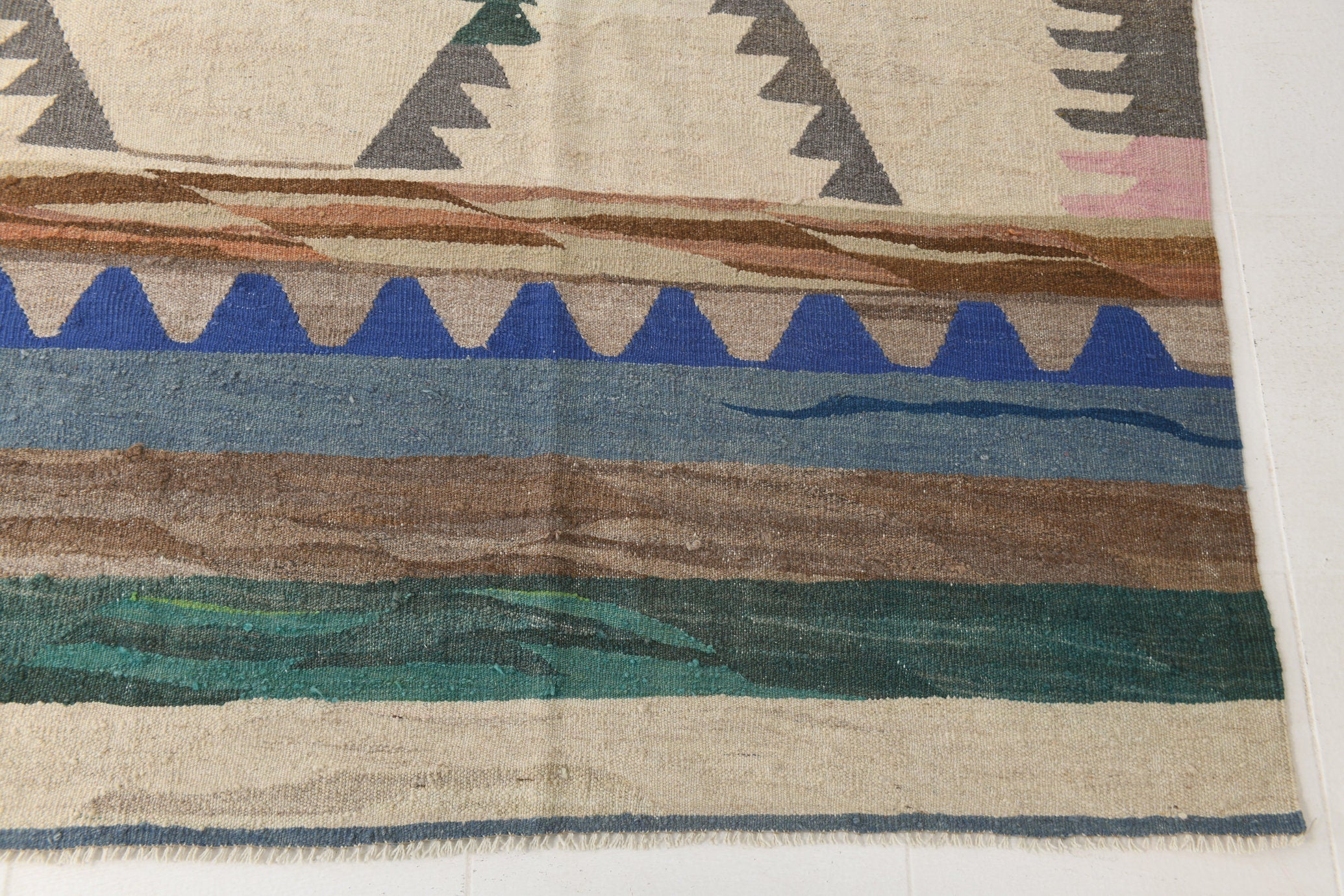 Vintage Kilim Anatolian 9’2’’ x 11’11’’ ft