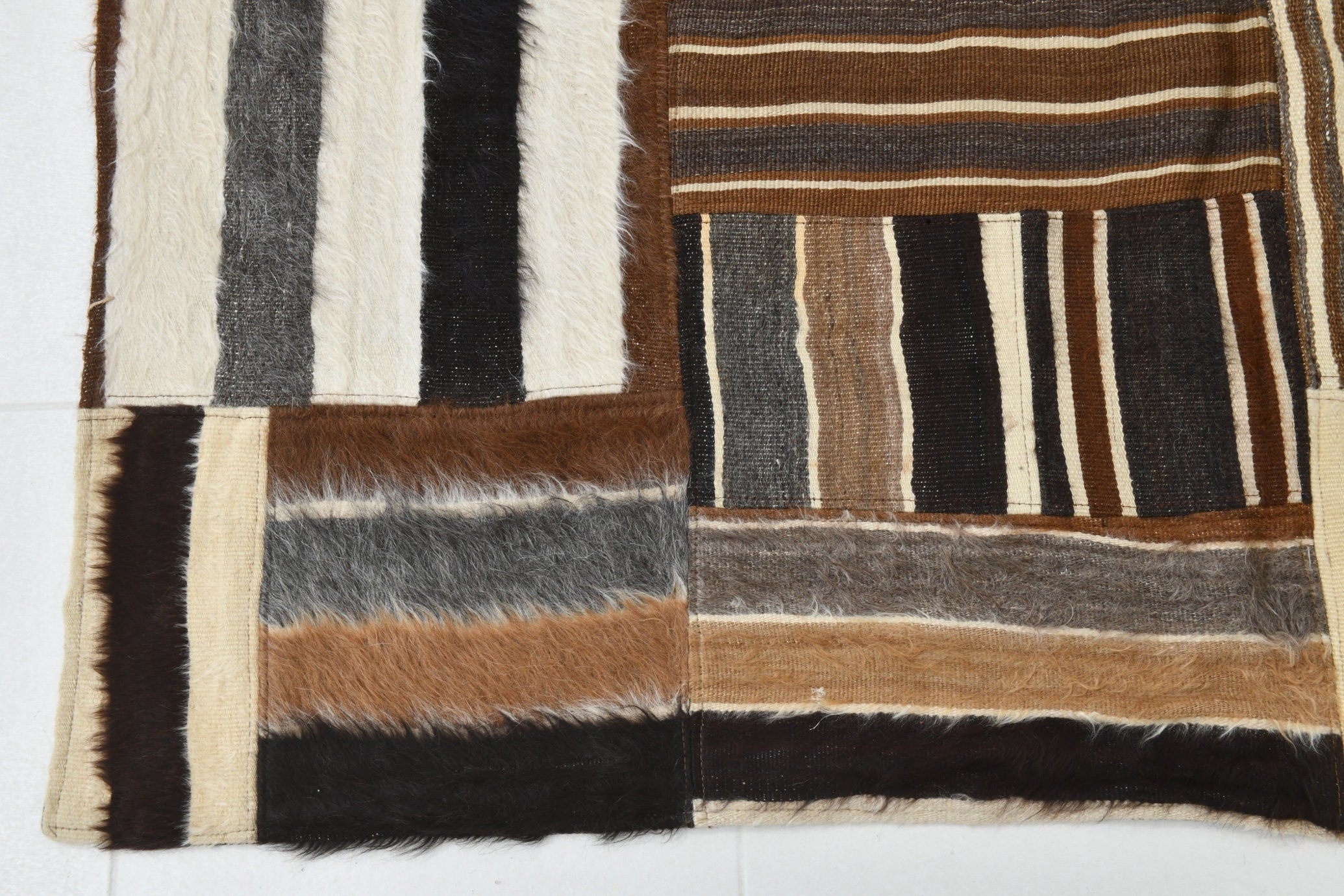 Vintage Kilim Angora Wool 5’3’’ x 7’10’’ ft