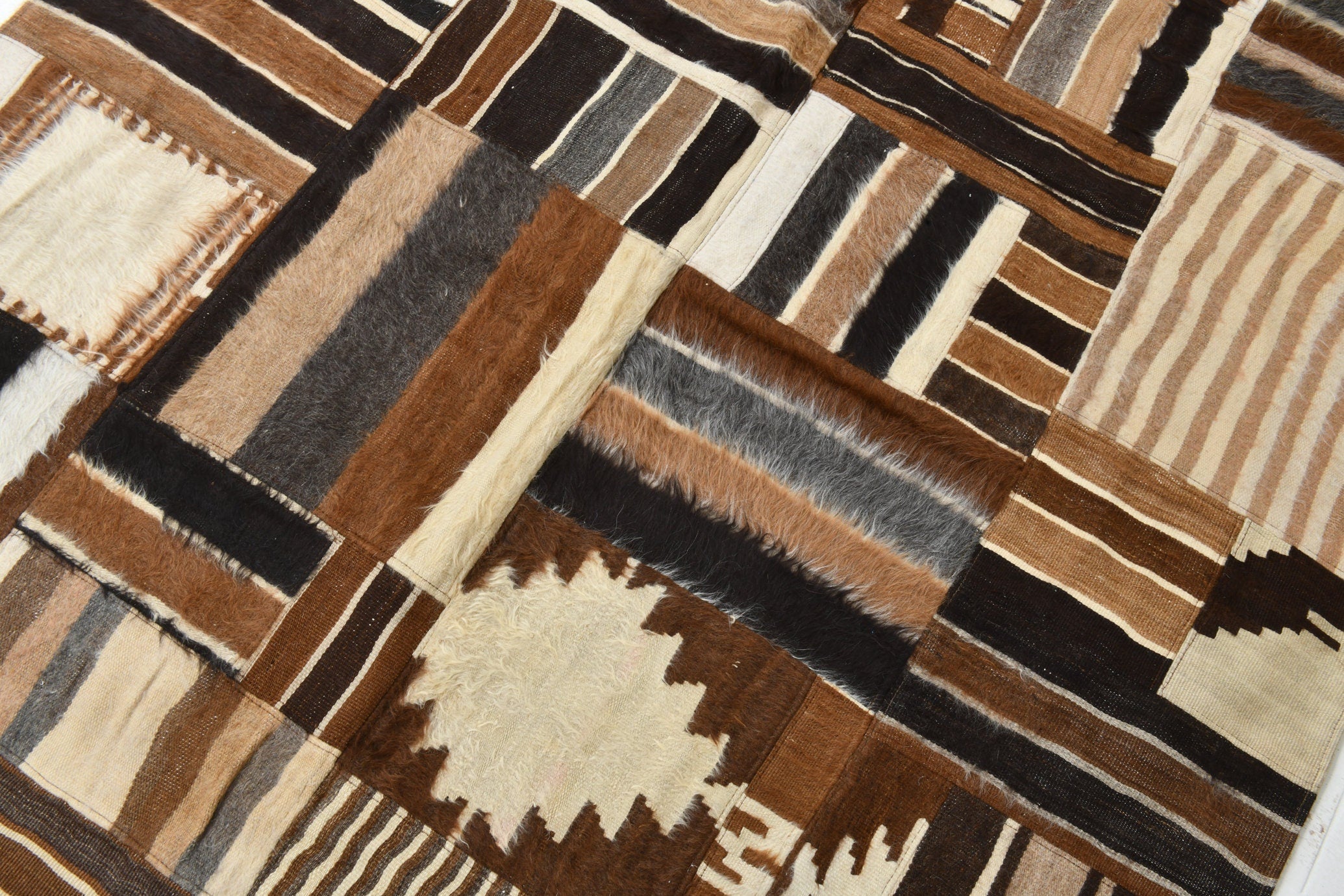 Vintage Kilim Angora Wool 5’3’’ x 7’10’’ ft