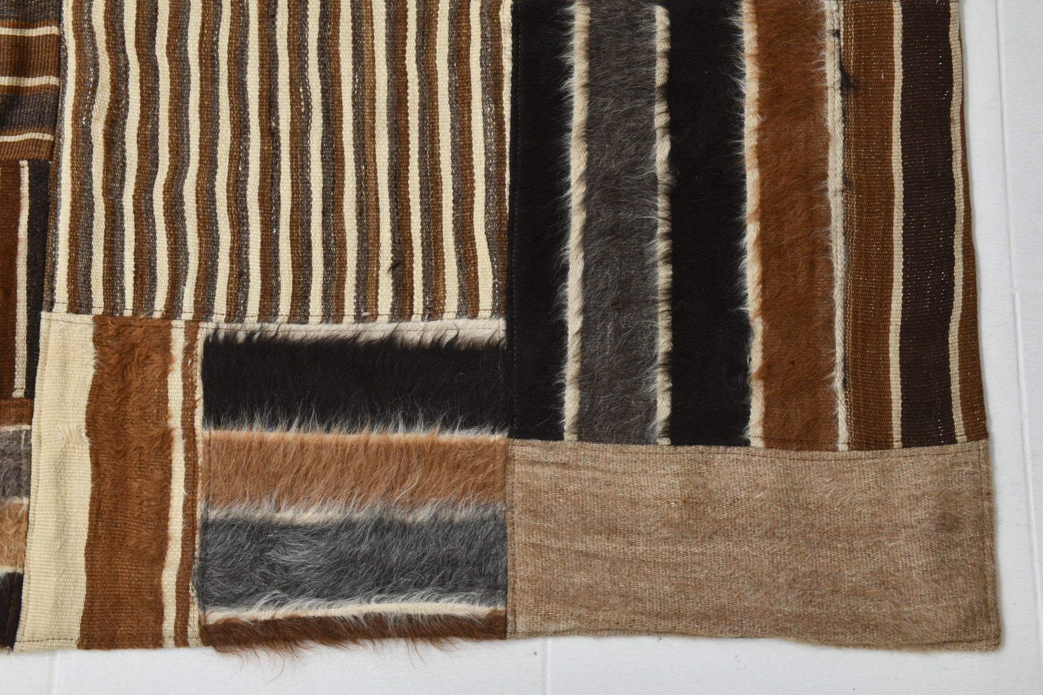 Vintage Kilim Angora Wool 5’3’’ x 7’10’’ ft