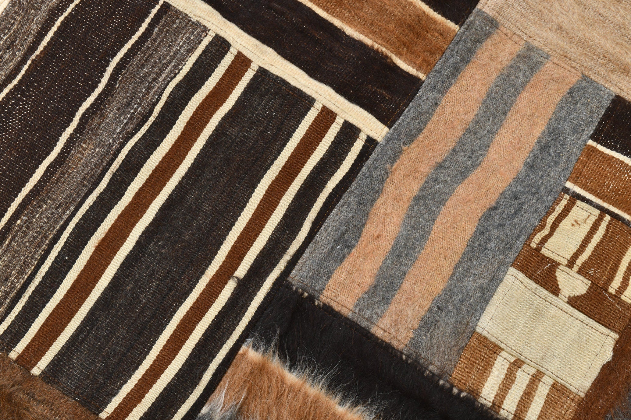 Vintage Kilim Angora Wool 5’4’’ x 7’9’’ ft