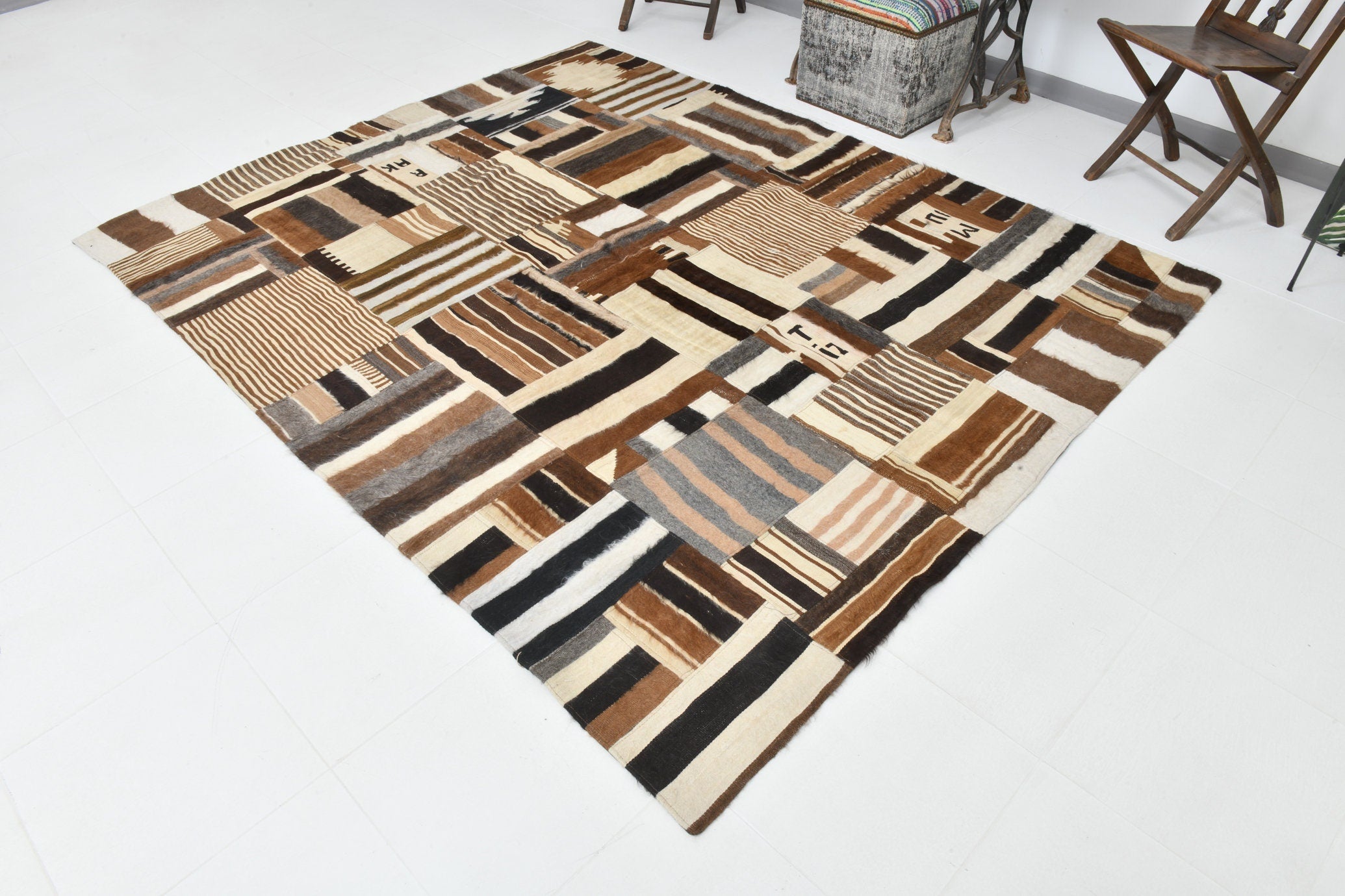 Vintage Kilim Angora Wool 6’8’’ x 8’4’’ ft