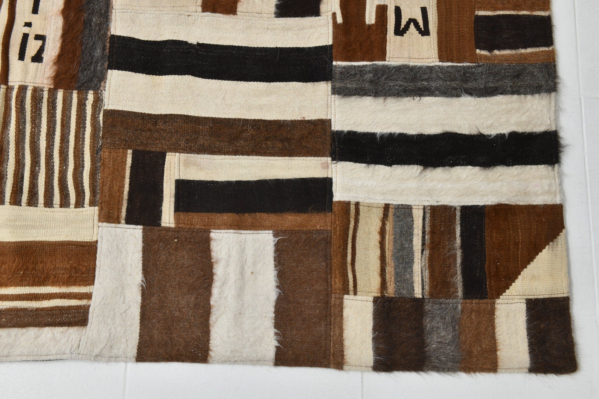 Vintage Kilim Angora Wool 6’8’’ x 8’4’’ ft